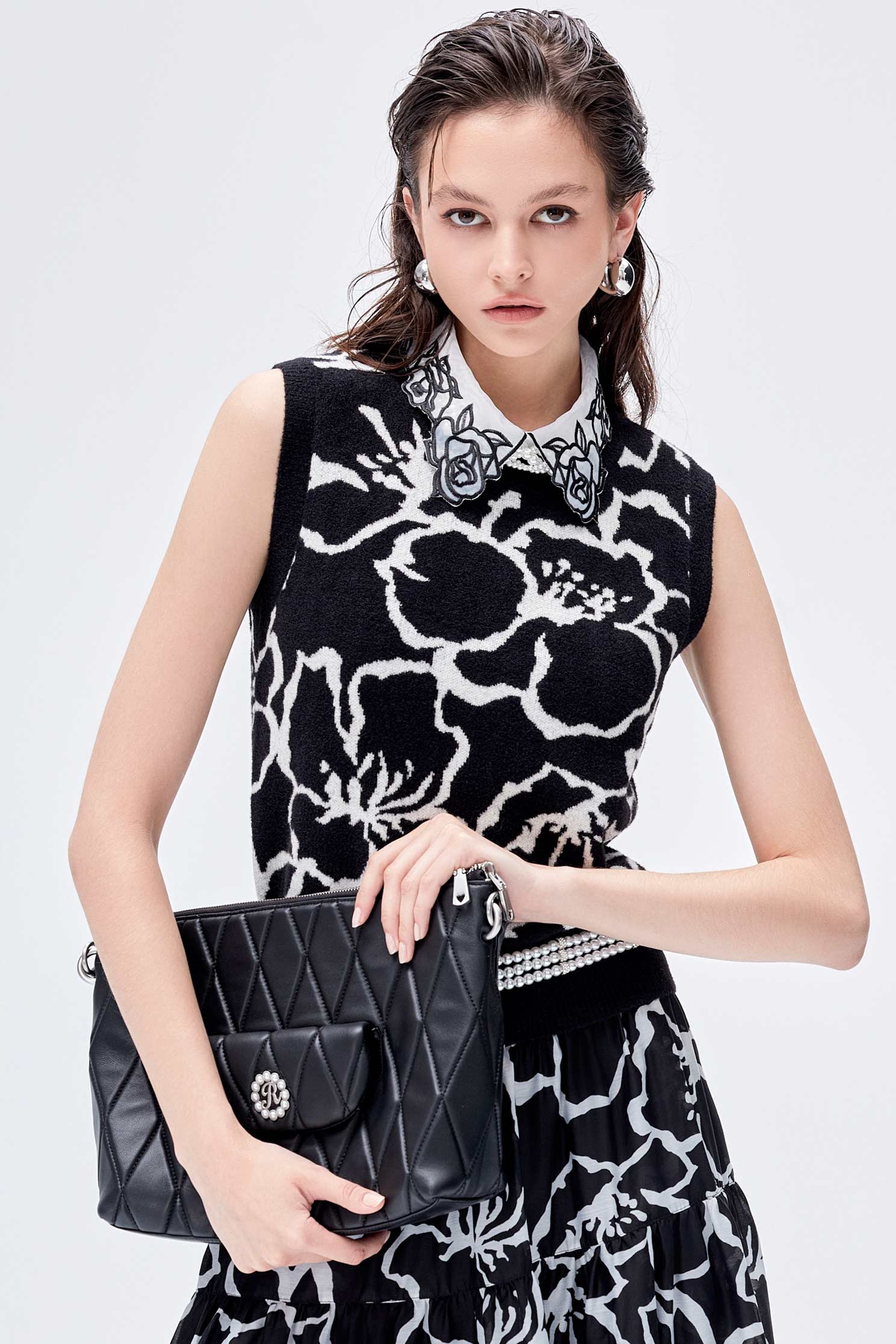 玫瑰花刺繡領片玫瑰花刺繡領片,刺繡,秋冬穿搭,花花世界