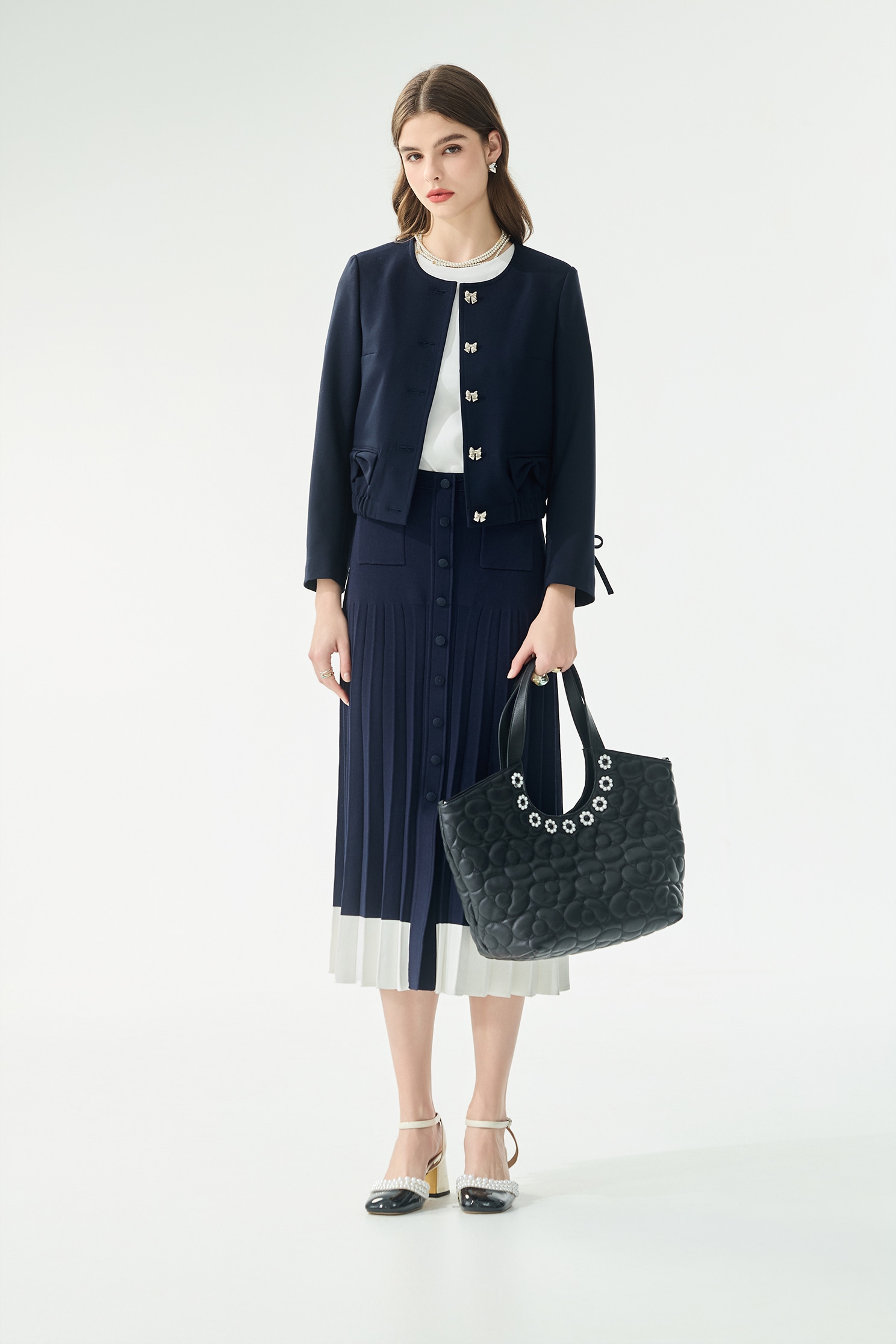 經典海軍藍蝴蝶結外套經典海軍藍蝴蝶結外套,一般外套,外套,春夏穿搭,蝴蝶結,西裝外套