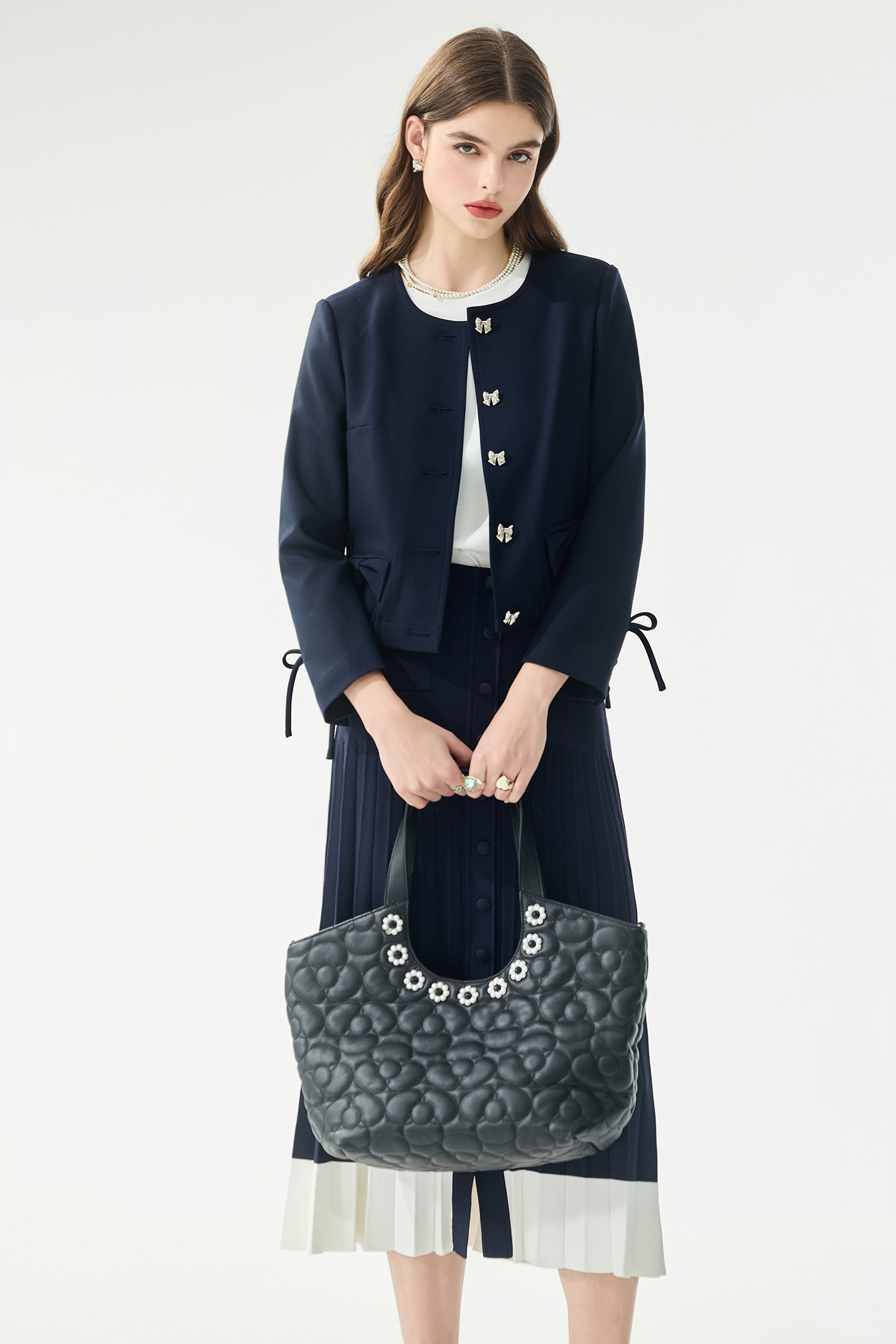 經典海軍藍蝴蝶結外套經典海軍藍蝴蝶結外套,一般外套,外套,春夏穿搭,蝴蝶結,西裝外套
