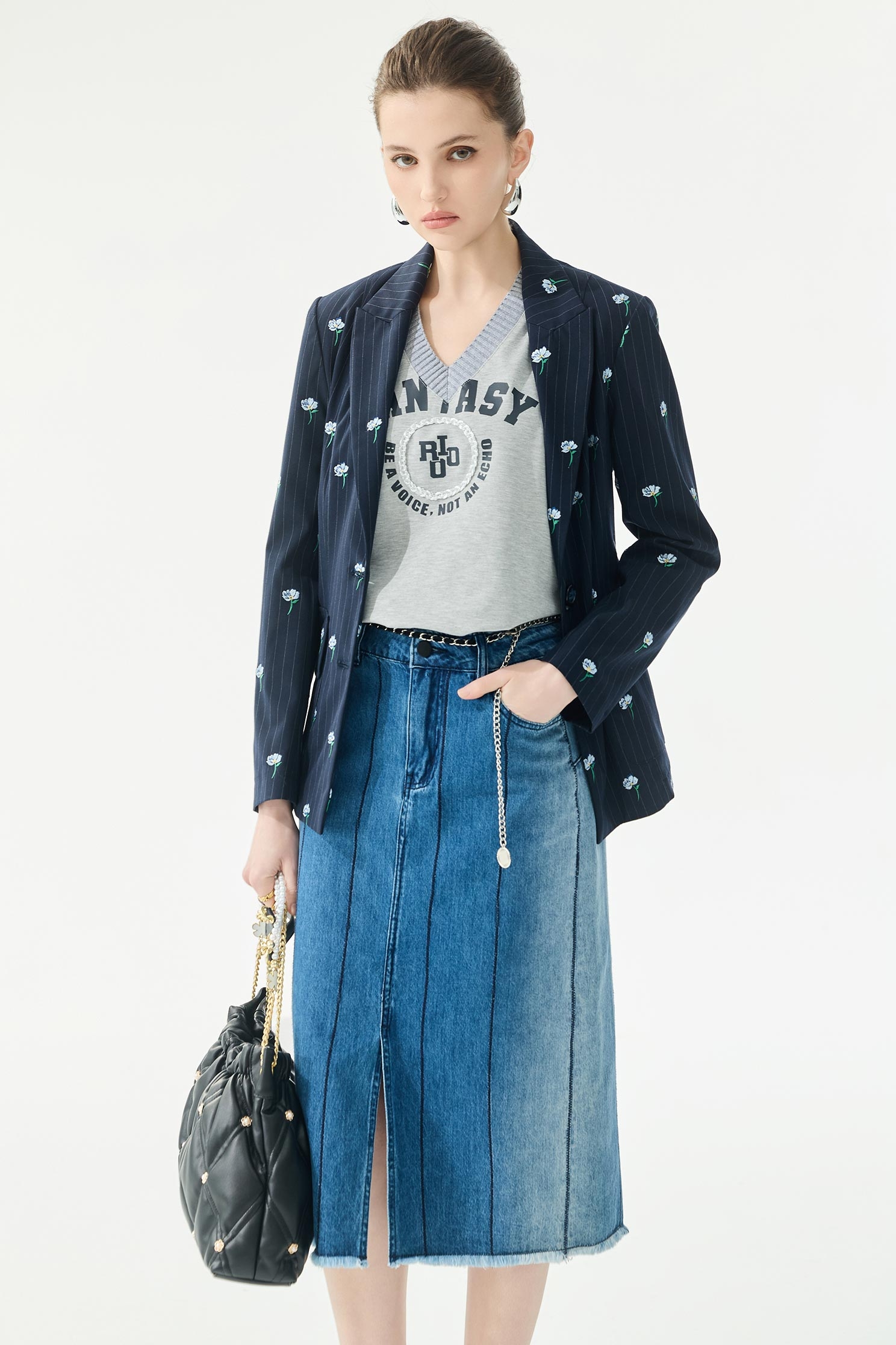 溫室花卉刺繡西裝外套溫室花卉刺繡西裝外套,一般外套,刺繡,外套,春夏穿搭,條紋,褲子,西裝外套