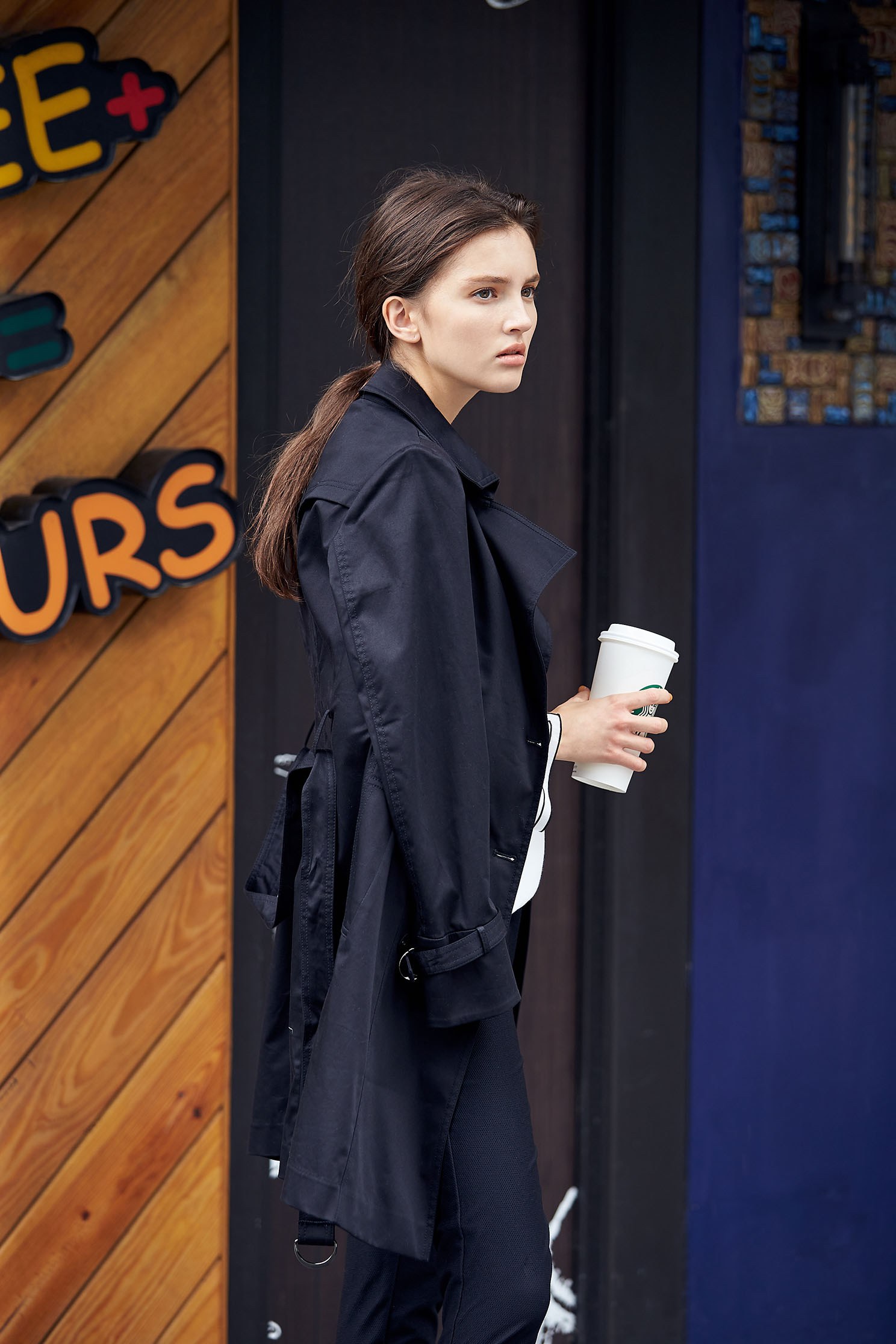 Urban style trench coat,outerwear,longcoat,longsleeveouterwear,windbreaker,blackouterwear