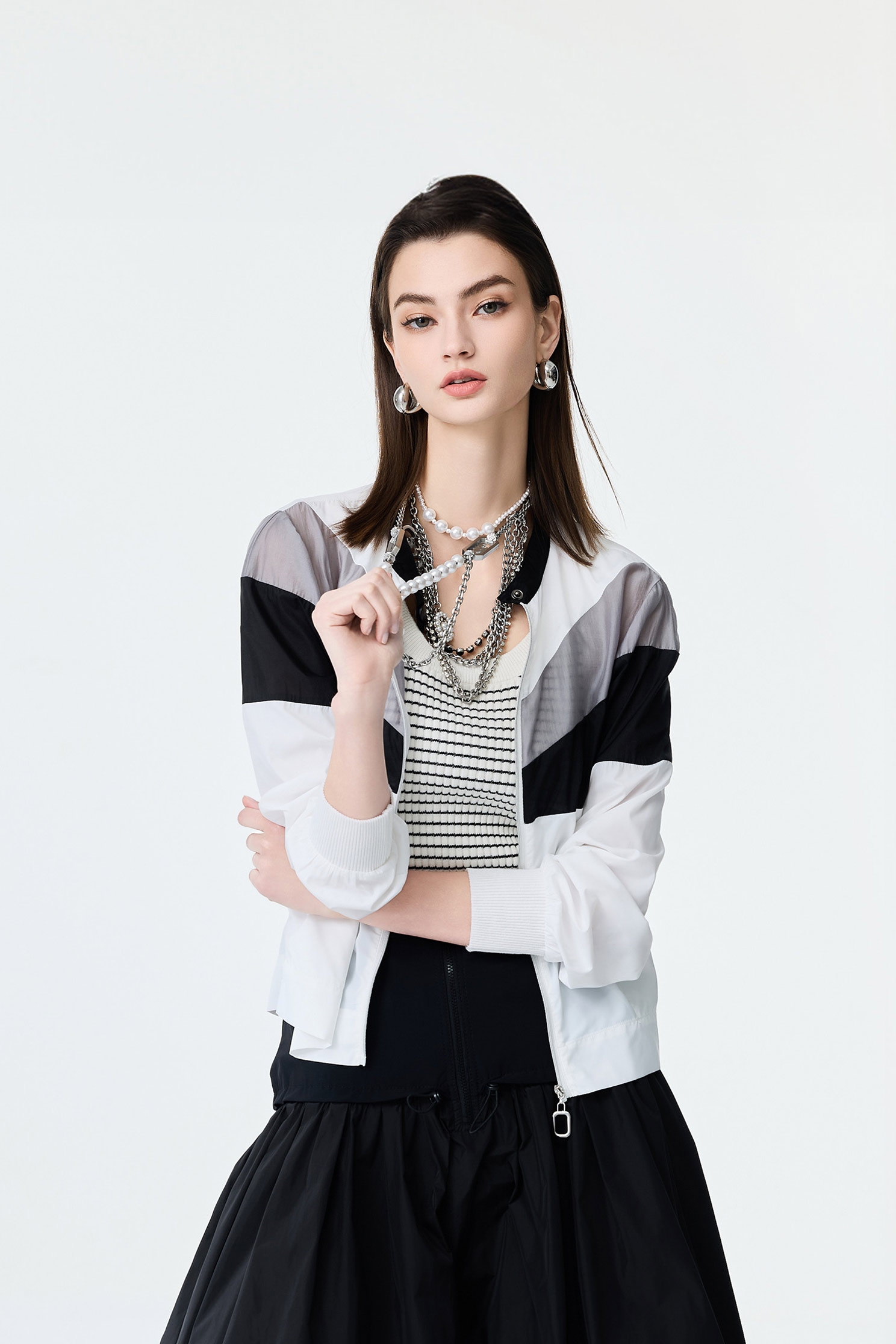 黑白灰拼接防曬機能外套黑白灰拼接防曬機能外套,一般外套,人氣商品,外套,春夏穿搭,白色外套