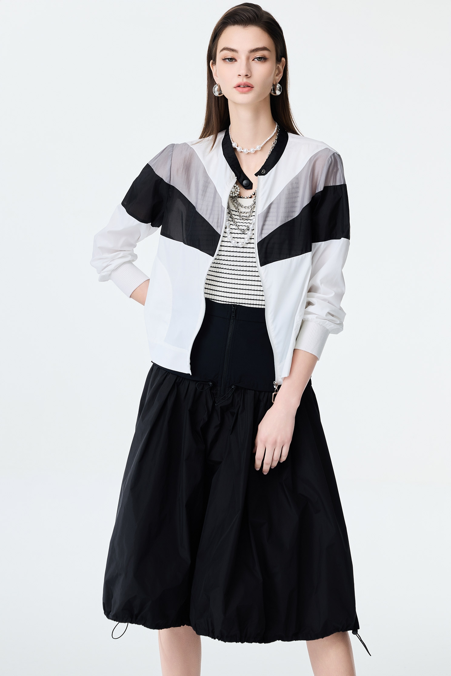 黑白灰拼接防曬機能外套黑白灰拼接防曬機能外套,一般外套,人氣商品,外套,春夏穿搭,白色外套