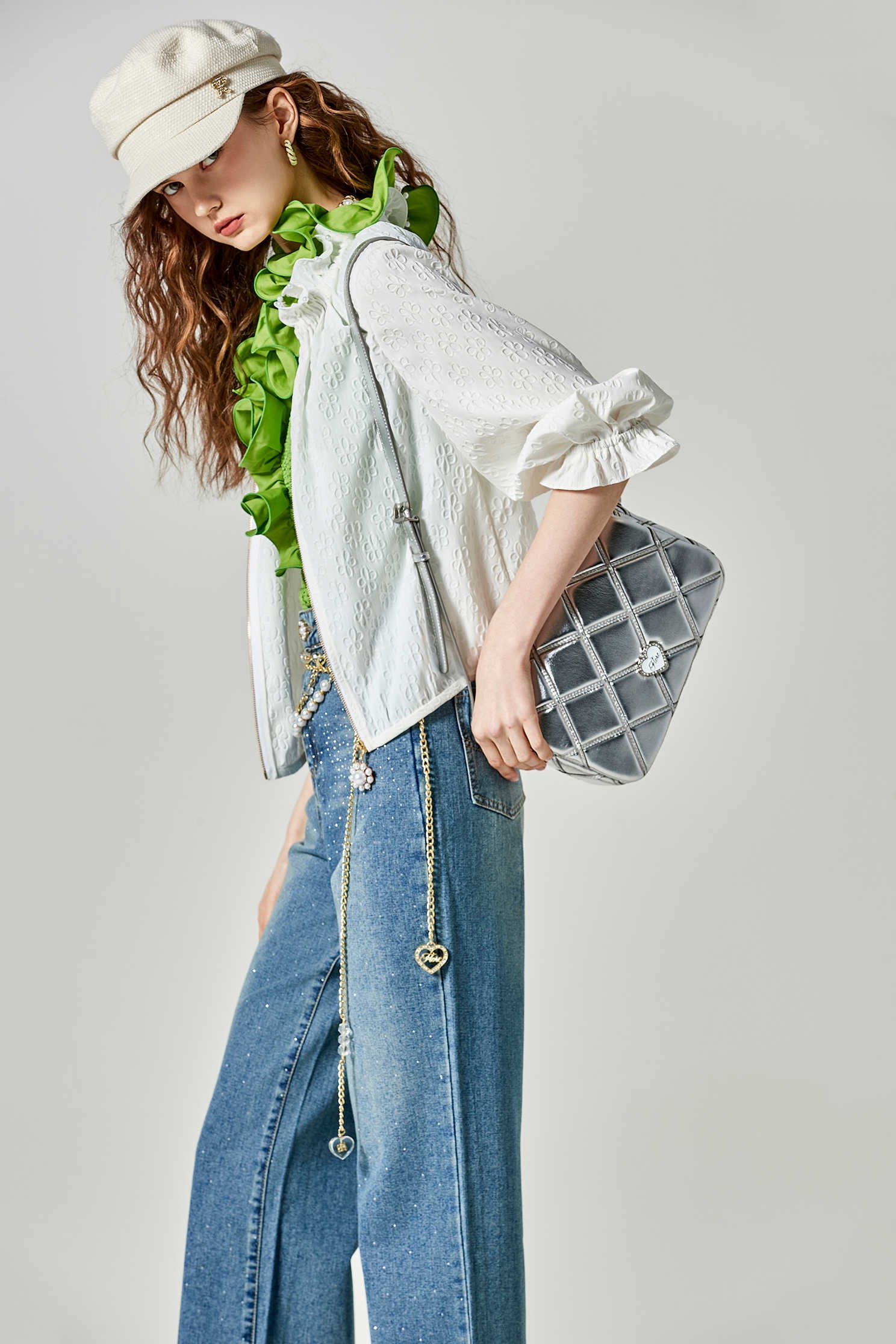 綴珍珠荷葉領防曬外套綴珍珠荷葉領防曬外套,一般外套,外套,春夏穿搭,珍珠,白色外套,荷葉,防曬最多選擇