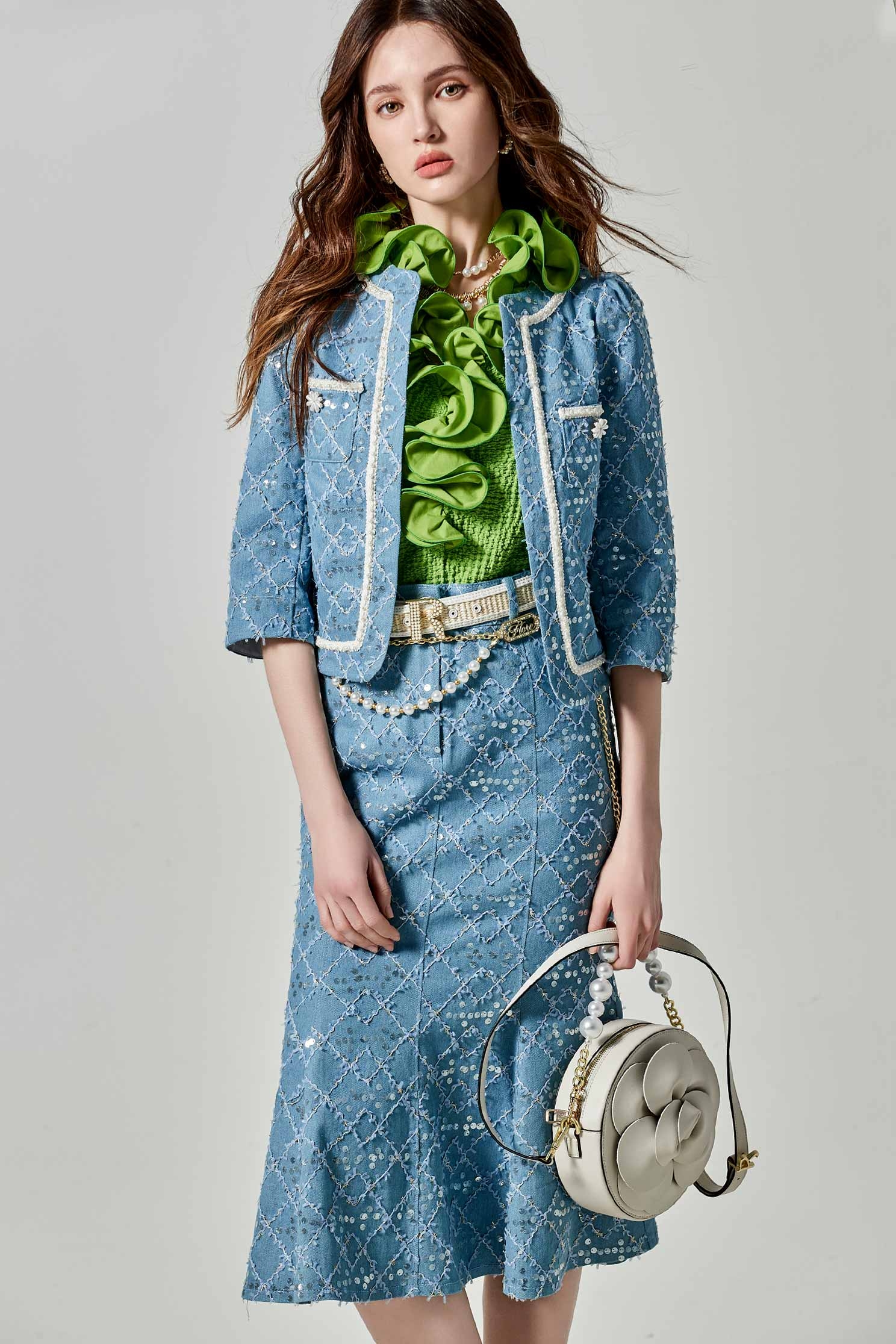 小香風格紋亮片牛仔外套小香風格紋亮片牛仔外套,一般外套,刺繡,外套,小香風,小香風外套,春夏穿搭,時髦成套搭配,格紋,毛呢花呢,牛仔,牛仔外套