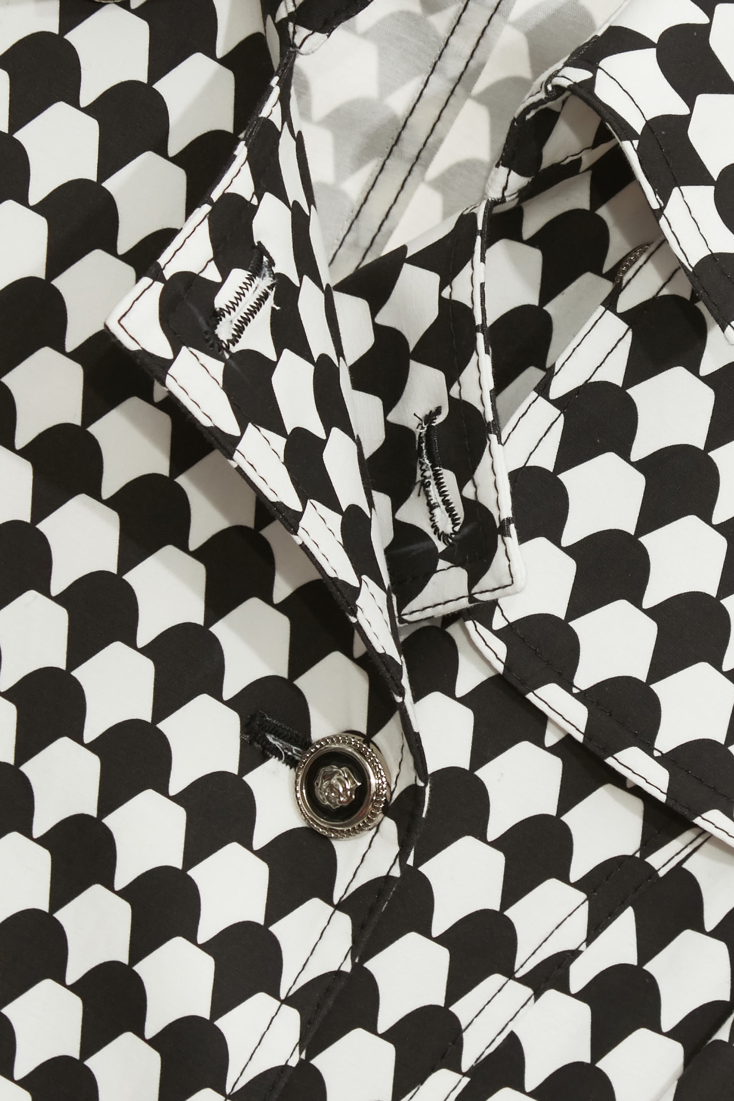 幾何鑽石花風衣外套幾何鑽石花風衣外套,外套,春夏穿搭,時髦成套搭配,腰帶