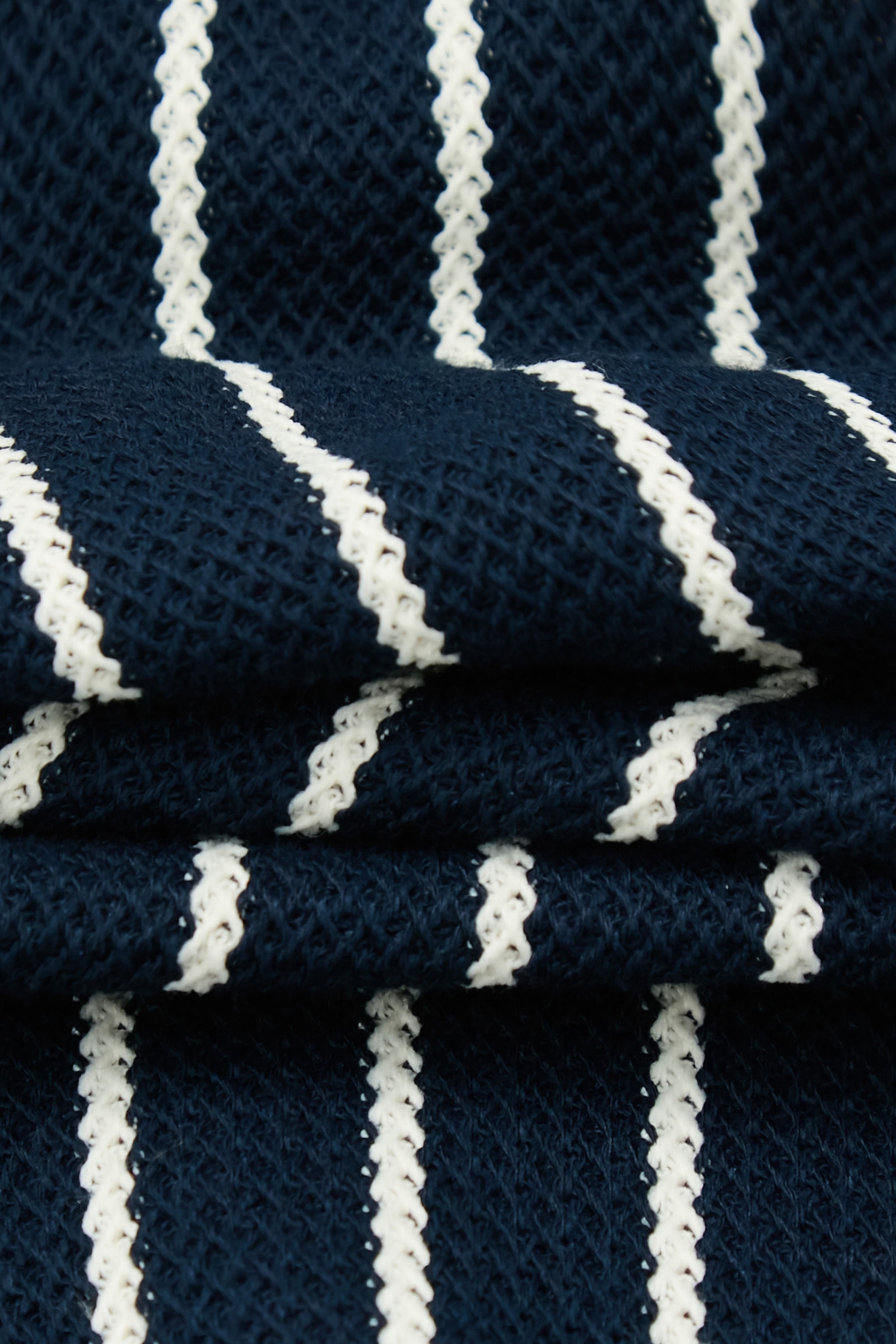 海洋洞穴色配條西裝外套海洋洞穴色配條西裝外套,上班OL穿搭,外套,春夏穿搭,時髦成套搭配,條紋,西裝外套