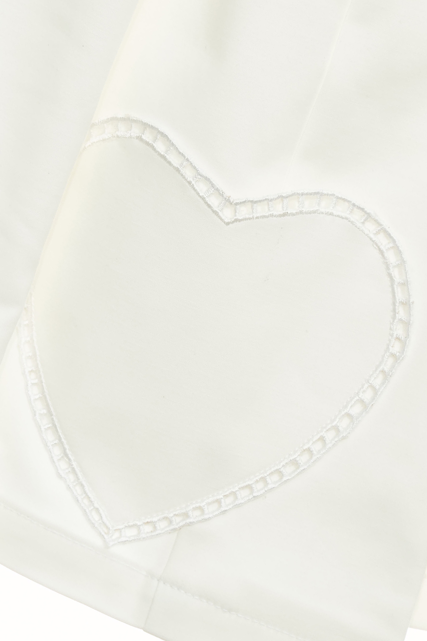 愛心口袋繡花外套愛心口袋繡花外套,一般外套,上班OL穿搭,外套,春夏穿搭,繡花