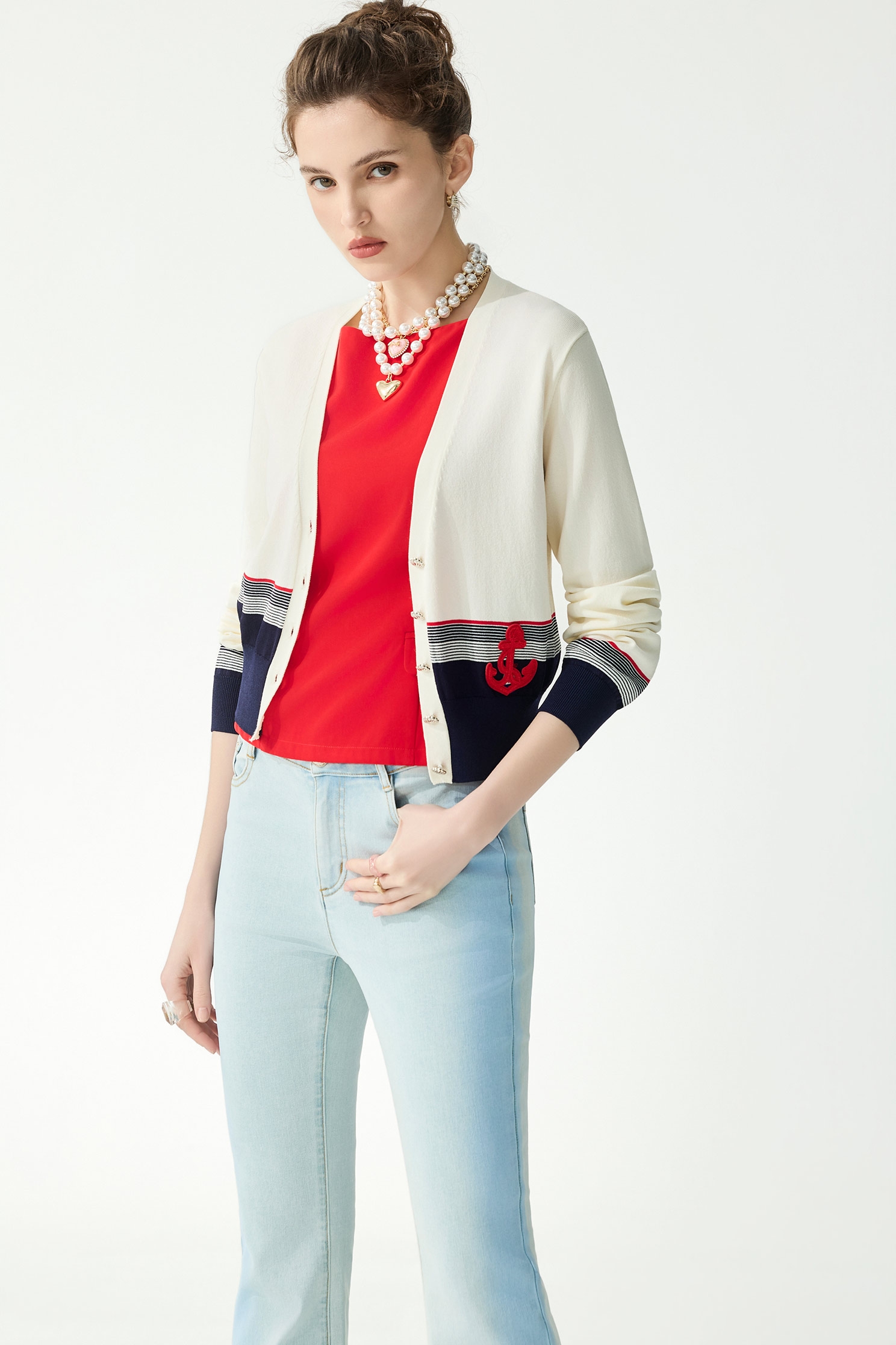 綴刺繡船錨開襟針織外套綴刺繡船錨開襟針織外套,一般外套,人氣商品,刺繡,外套,春夏穿搭,針織,針織外套