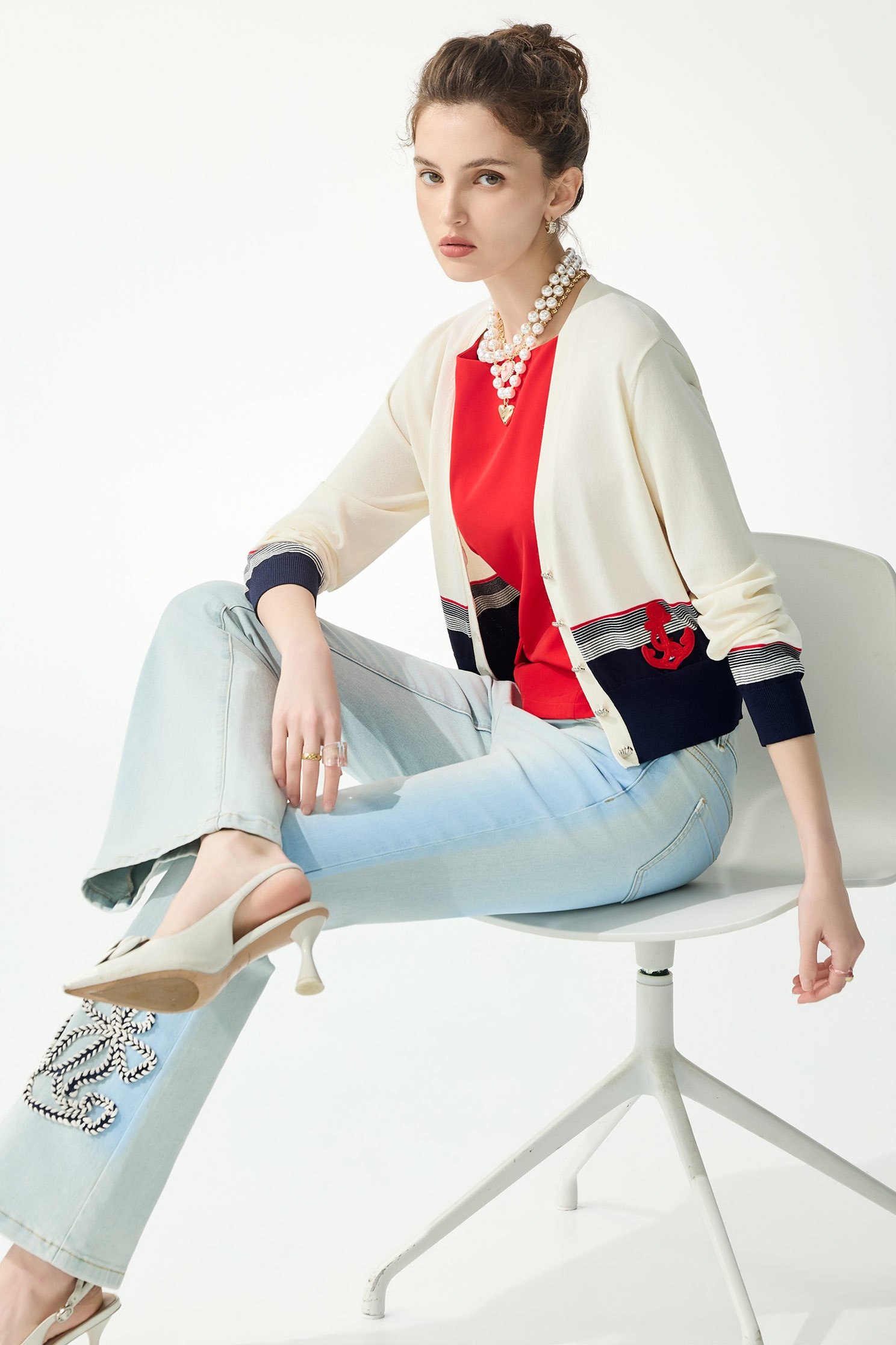 綴刺繡船錨開襟針織外套綴刺繡船錨開襟針織外套,一般外套,人氣商品,刺繡,外套,春夏穿搭,針織,針織外套