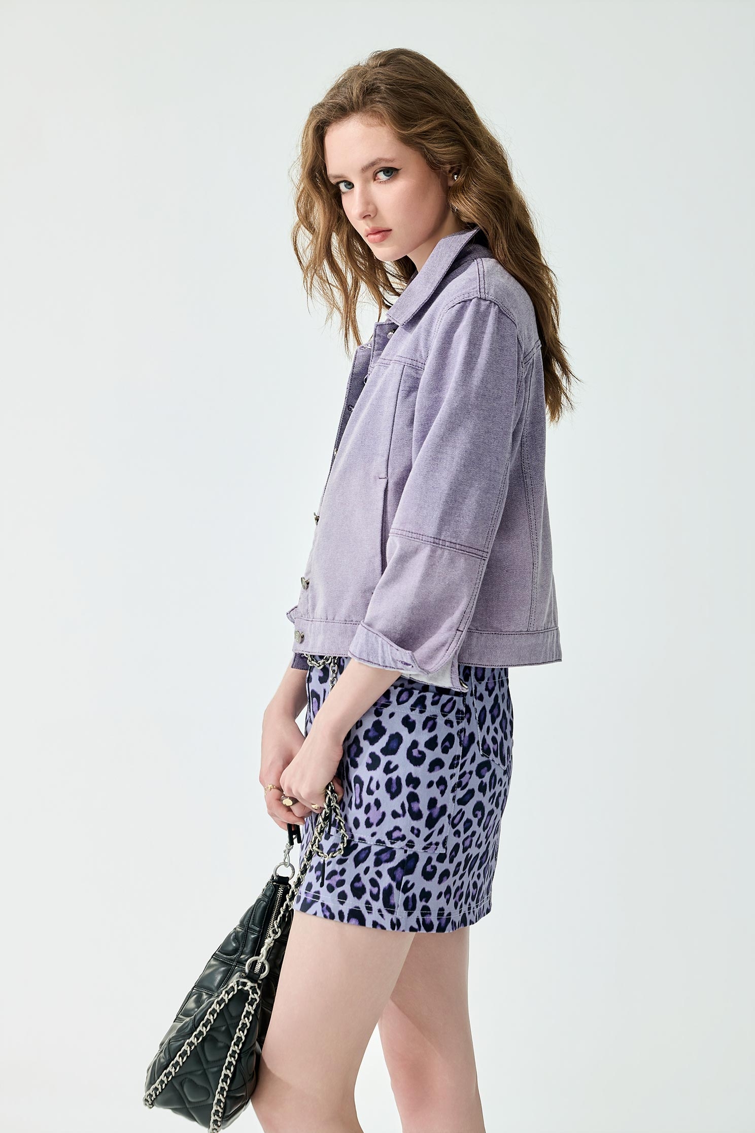 灰調葡萄紫牛仔外套灰調葡萄紫牛仔外套,一般外套,刺繡,外套,春夏穿搭,牛仔,牛仔外套