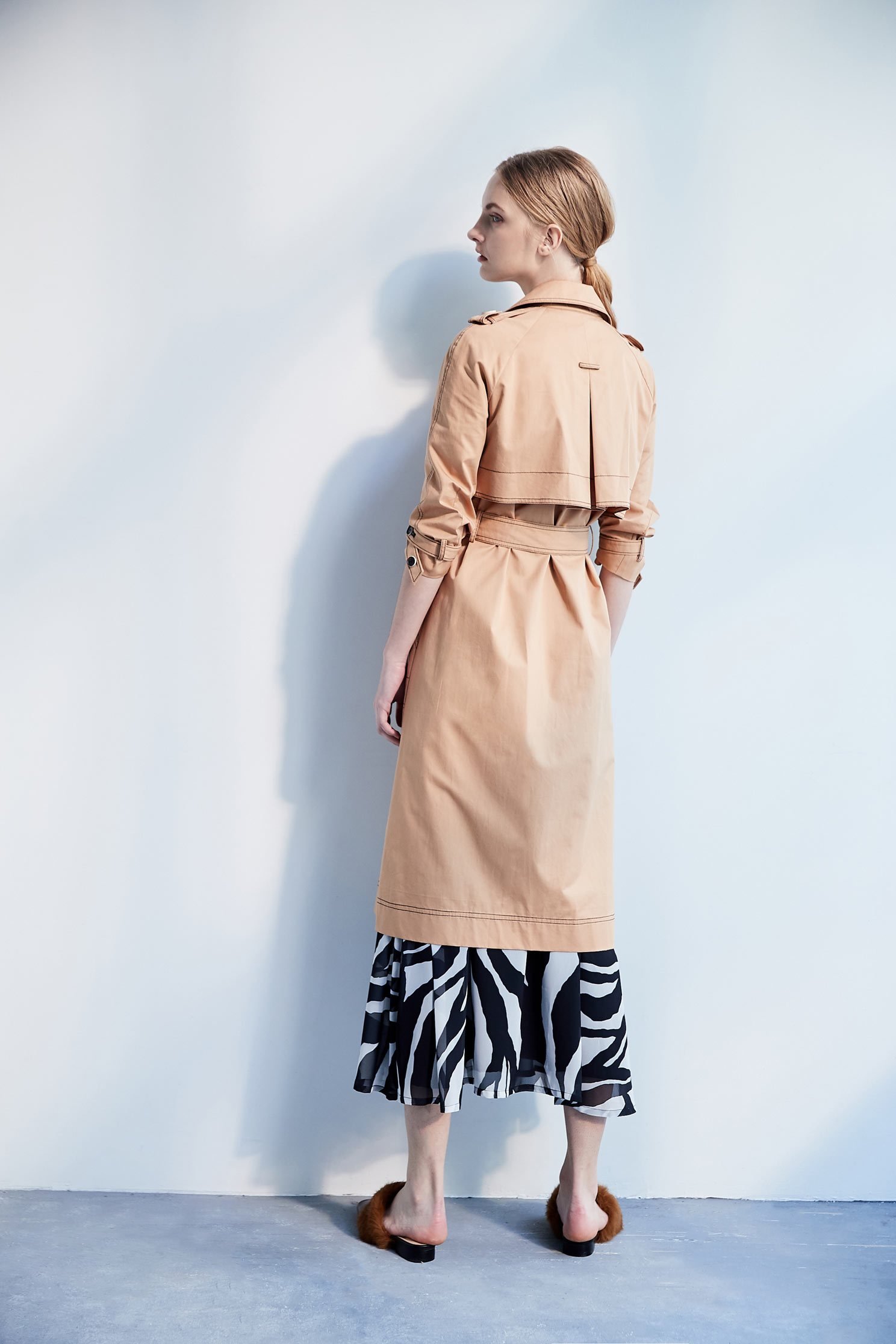 Classic khaki trench coat,jacket,outerwear,cotton,longcoat,longsleeveouterwear,windbreaker,airsigns