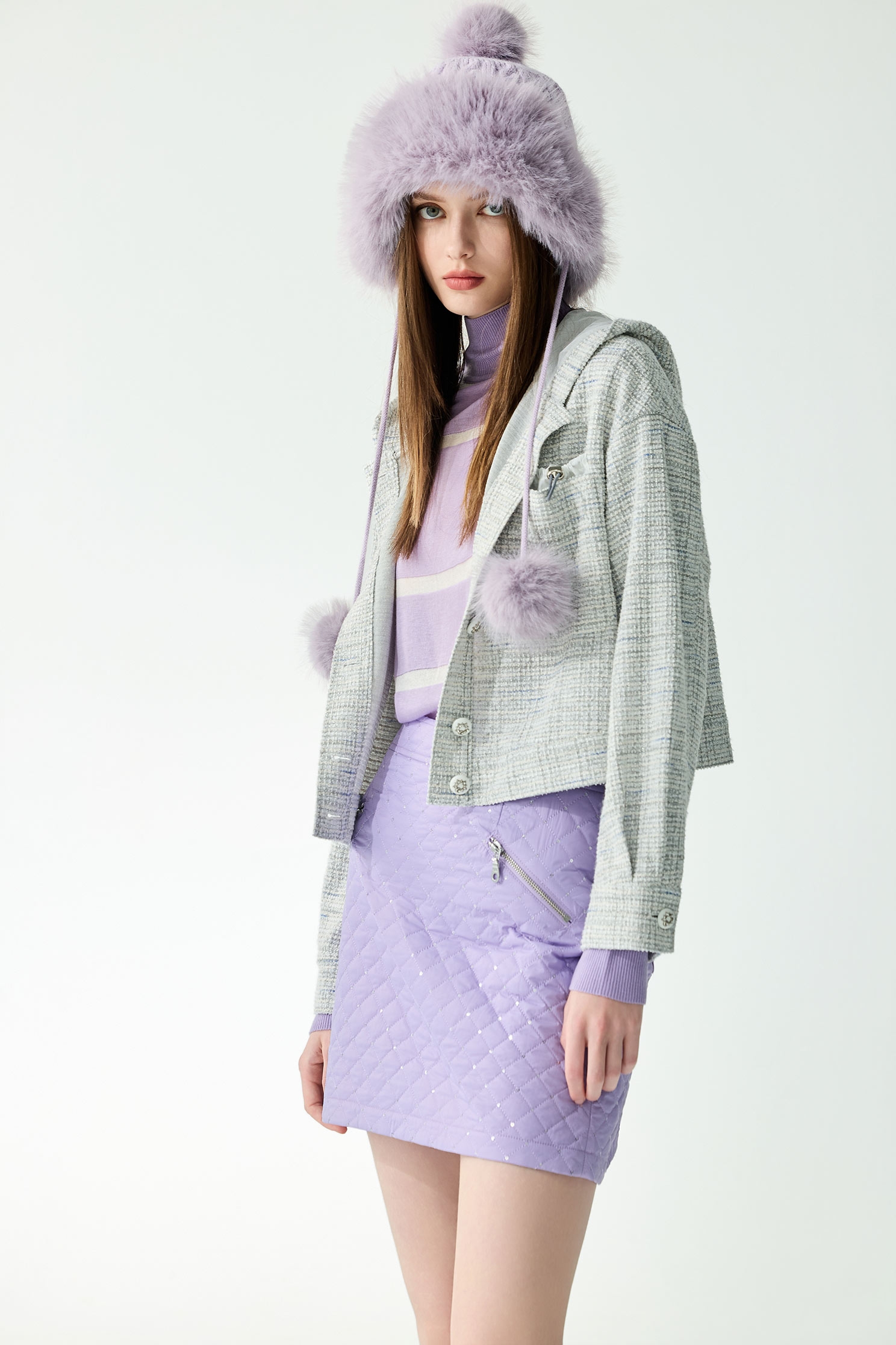 丁香灰花紗連帽外套丁香灰花紗連帽外套,一般外套,上班OL穿搭,外套,小香風,春夏穿搭,時髦成套搭配,簡約穿搭,連帽外套