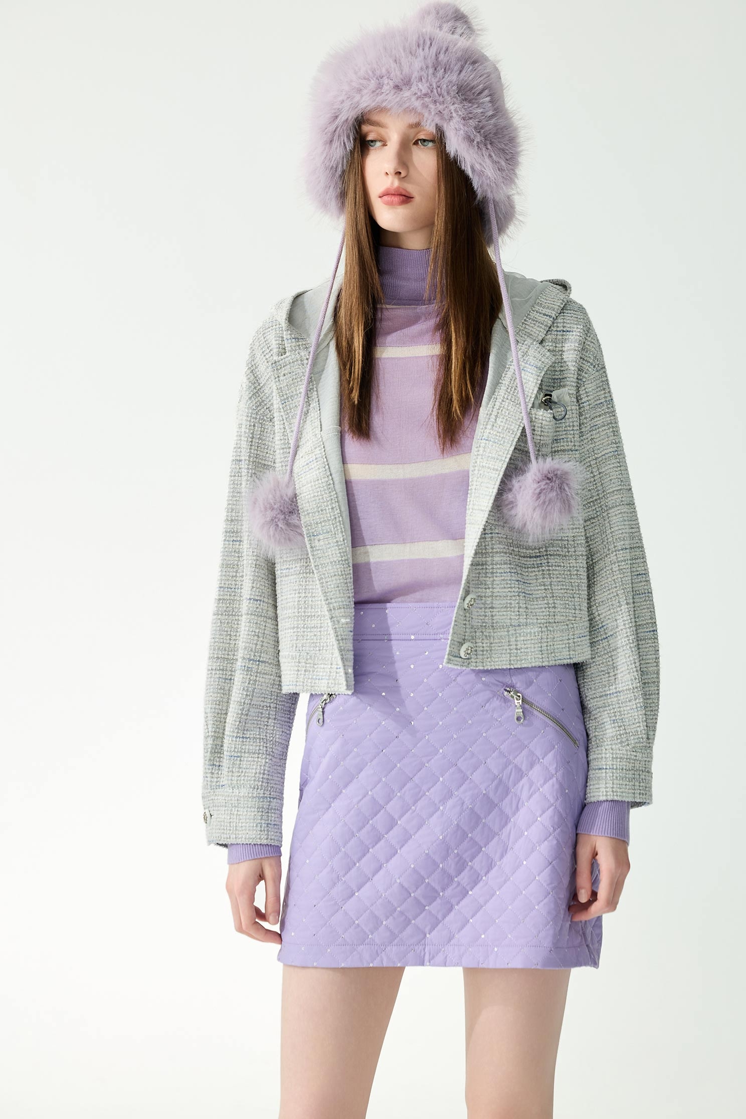 丁香灰花紗連帽外套丁香灰花紗連帽外套,一般外套,上班OL穿搭,外套,小香風,春夏穿搭,時髦成套搭配,簡約穿搭,連帽外套