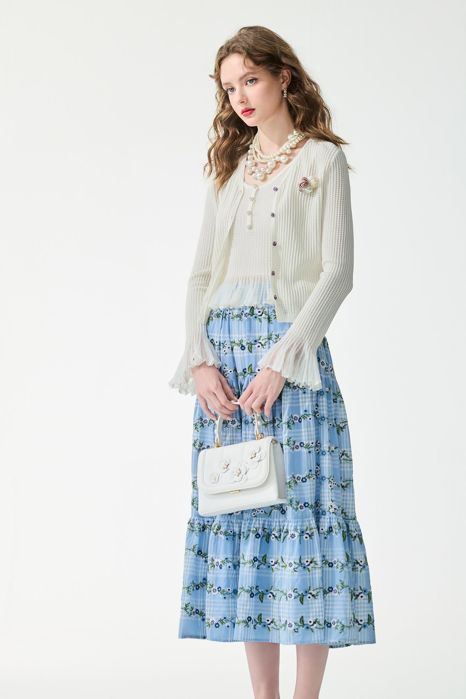 宮廷風荷葉袖針織外套宮廷風荷葉袖針織外套,一般外套,人氣商品,外套,春夏穿搭,條紋,白色外套,荷葉,針織,針織外套