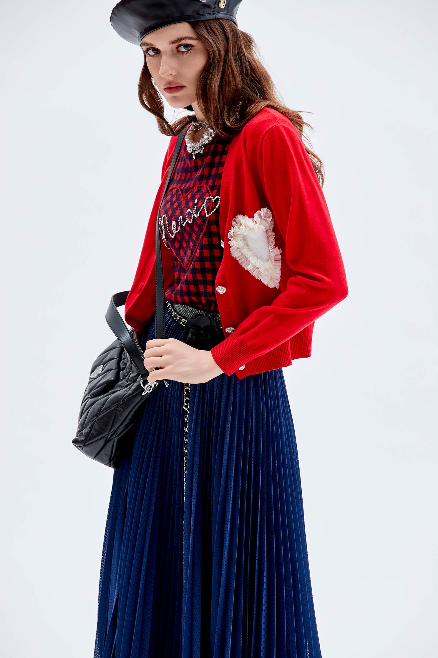 蜜餞紅愛心開襟外套蜜餞紅愛心開襟外套,一般外套,外套,珍珠,秋冬穿搭,荷葉,針織,針織外套