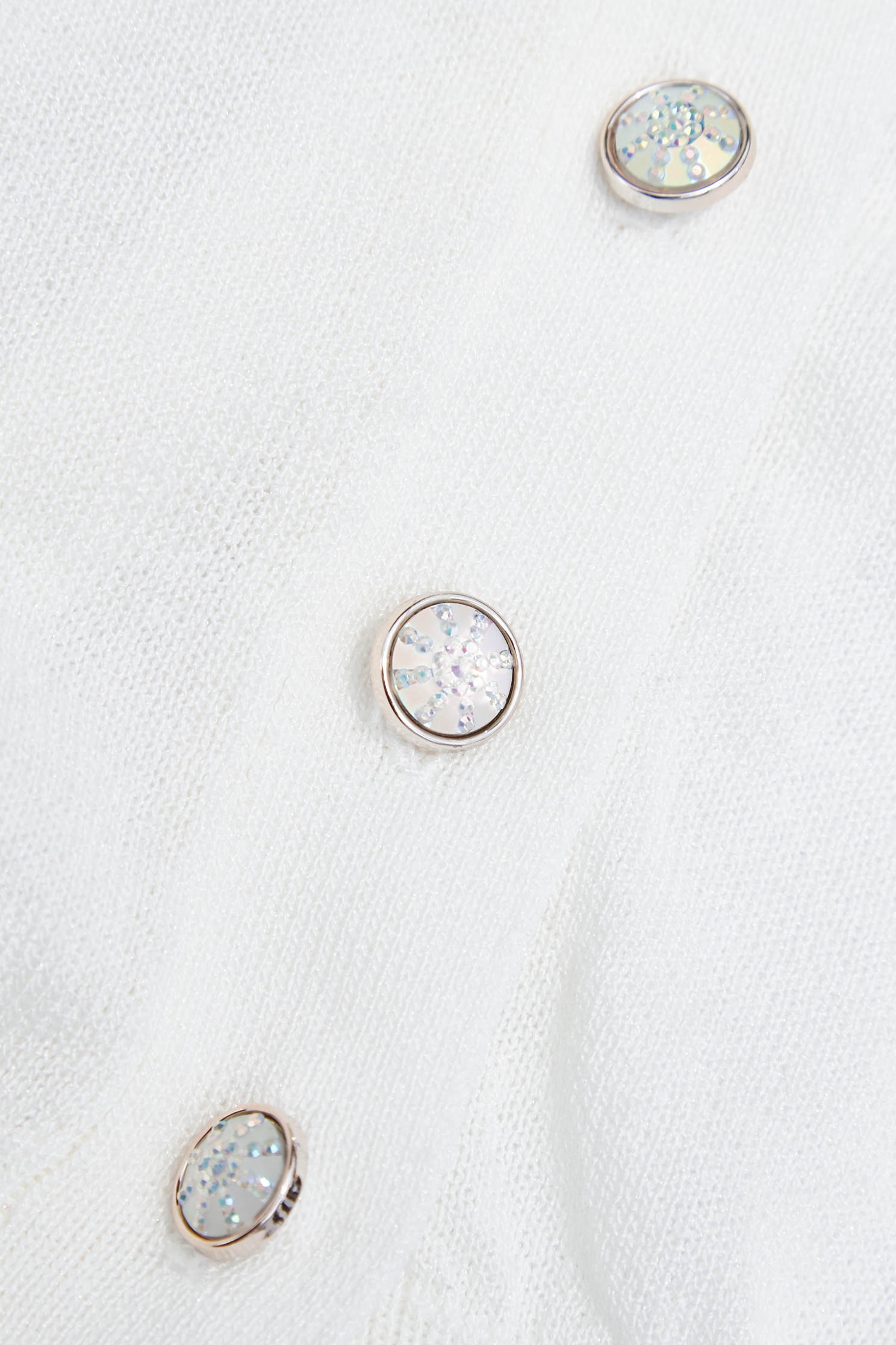 綴刺繡萊姆開襟針織外套綴刺繡萊姆開襟針織外套,一般外套,刺繡,外套,春夏穿搭,白色外套,蕾絲,針織,針織外套