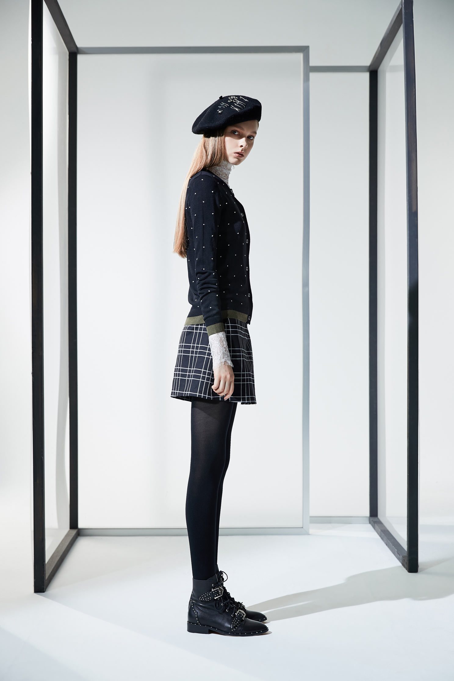 Round neck dots coat,Top,圓領上衣,外套,Cardigan,knitting,Knitted Jacket,長袖外套,黑色外套