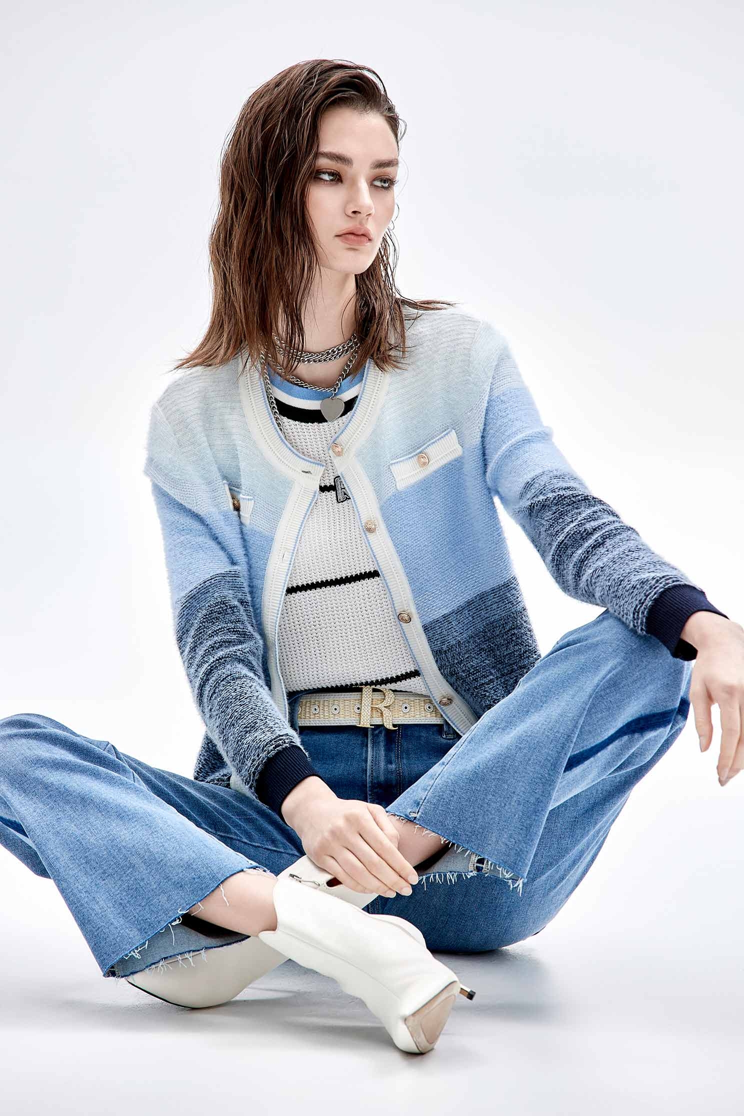 冰河藍漸層色針織外套冰河藍漸層色針織外套,一般外套,人氣商品,外套,小香風,秋冬穿搭,針織,針織外套