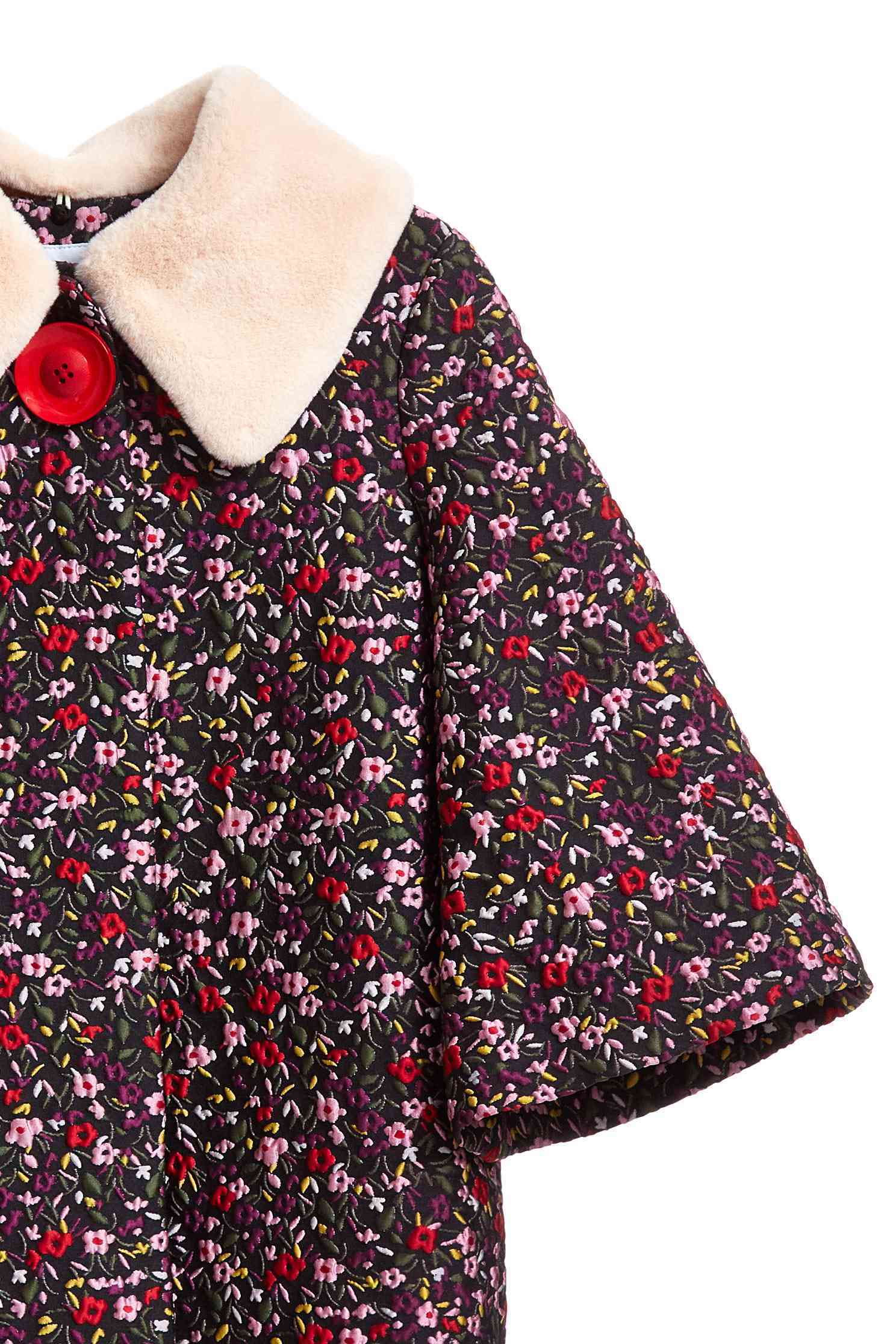 Retro floral totem elbow-length sleeve outwear jacket,embroidery,outerwear,embroidered,longcoat,longsleeveouterwear