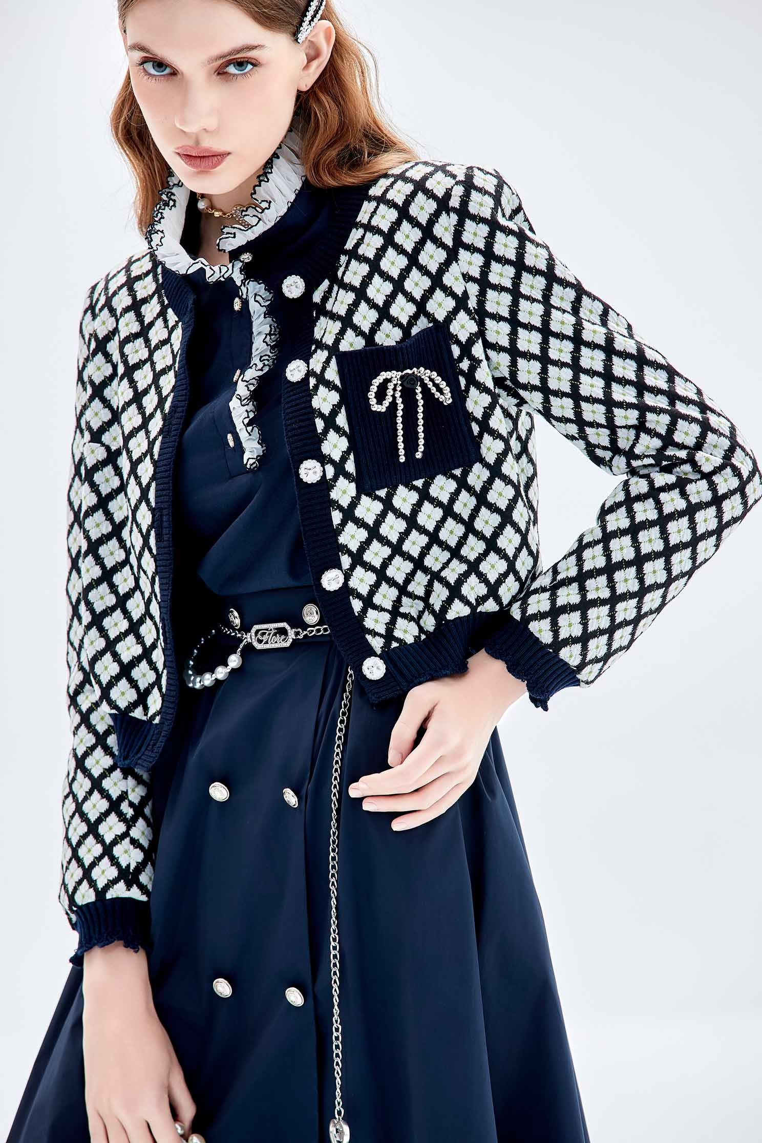 考究新復古褆花外套考究新復古褆花外套,一般外套,人氣商品,外套,小香風,格紋,秋冬穿搭,花花世界