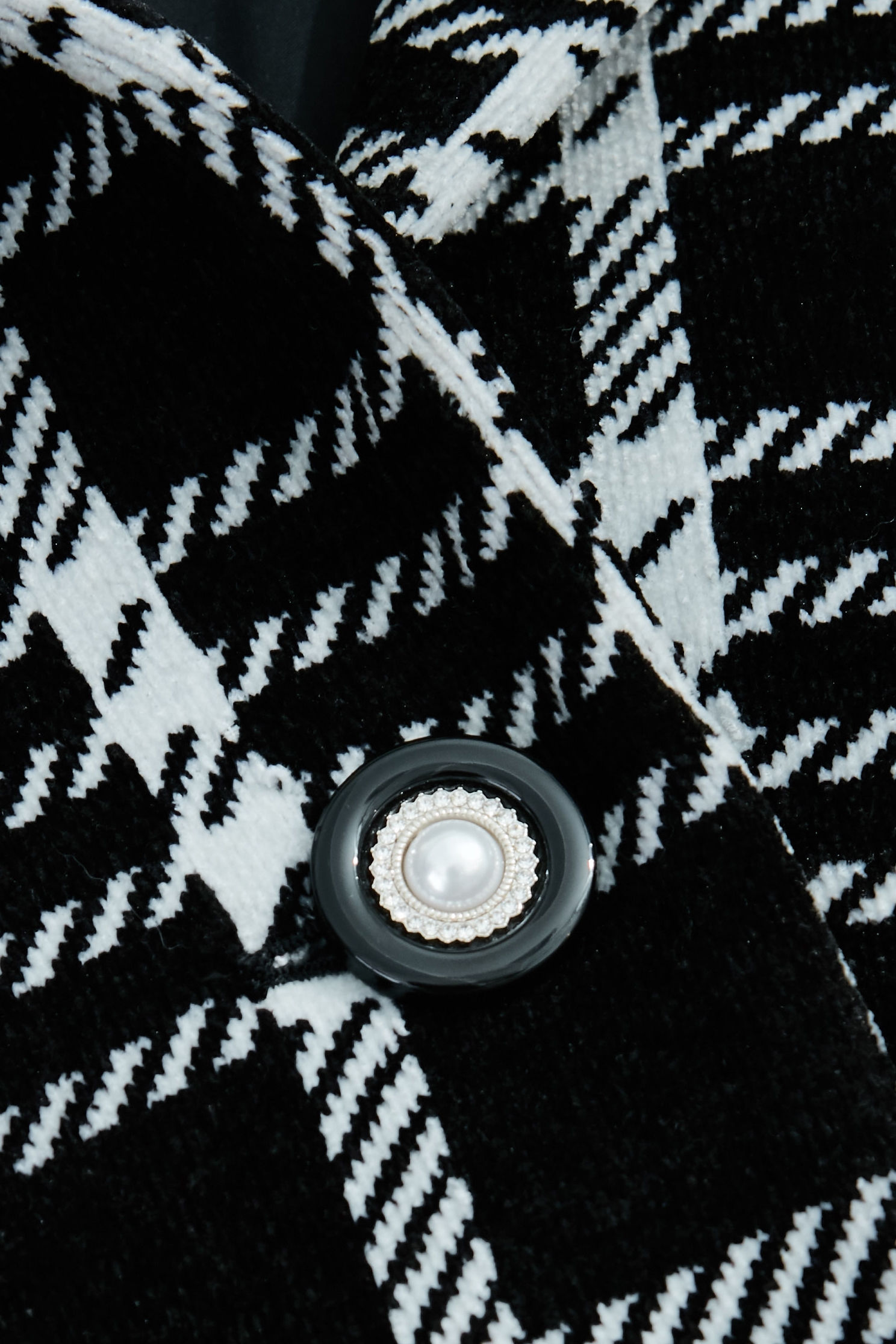 經典千鳥格紋大衣經典千鳥格紋大衣,一般外套,人氣商品,外套,時髦成套搭配,格紋,秋冬穿搭