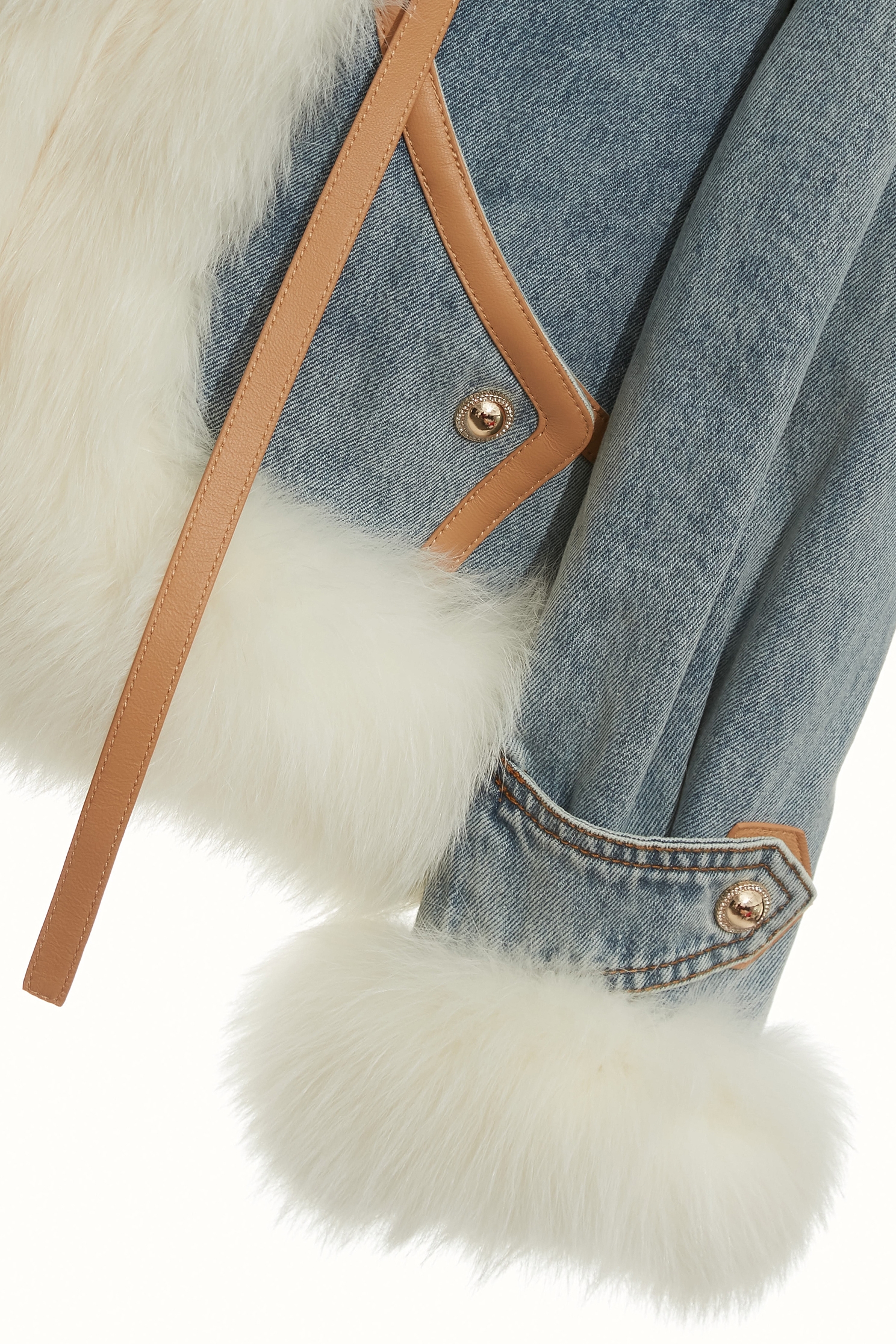 皮草鑲邊牛仔羽絨外套皮草鑲邊牛仔羽絨外套,一般外套,外套,牛仔,牛仔外套,秋冬穿搭,蝴蝶結