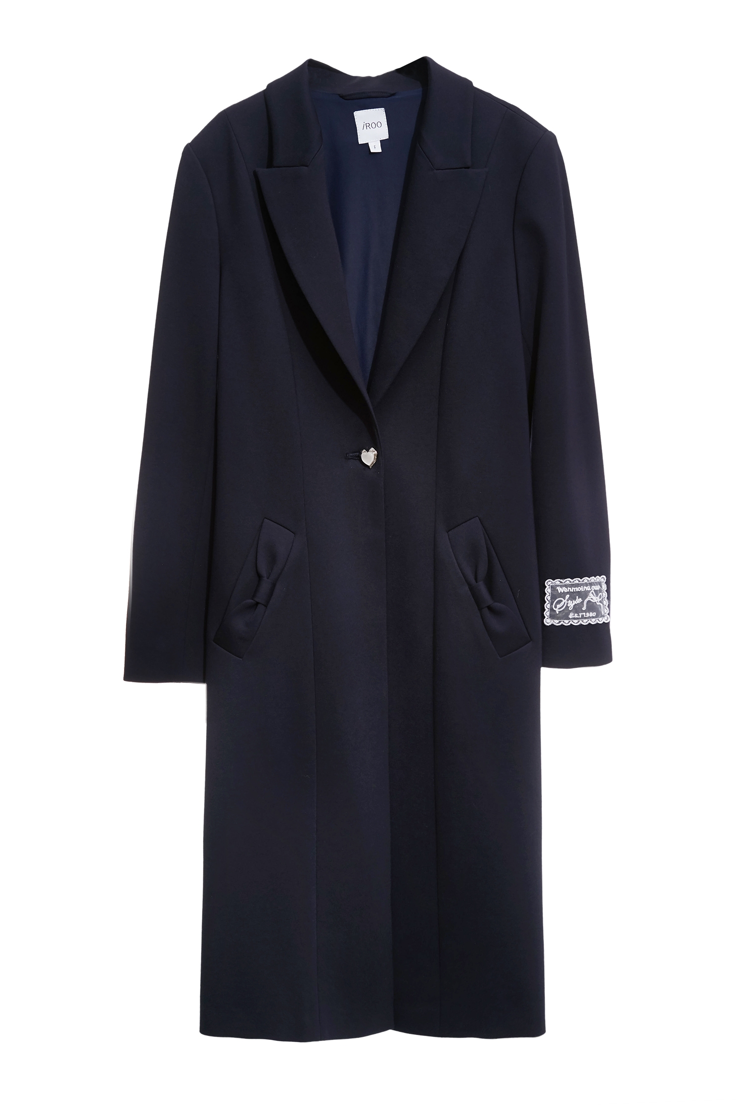 簡約海軍藍長版外套簡約海軍藍長版外套,上班OL穿搭,外套,秋冬穿搭,簡約穿搭,約會特輯,蝴蝶結,西裝外套,輕奢度假,輕奢渡假,長大衣,長版外套