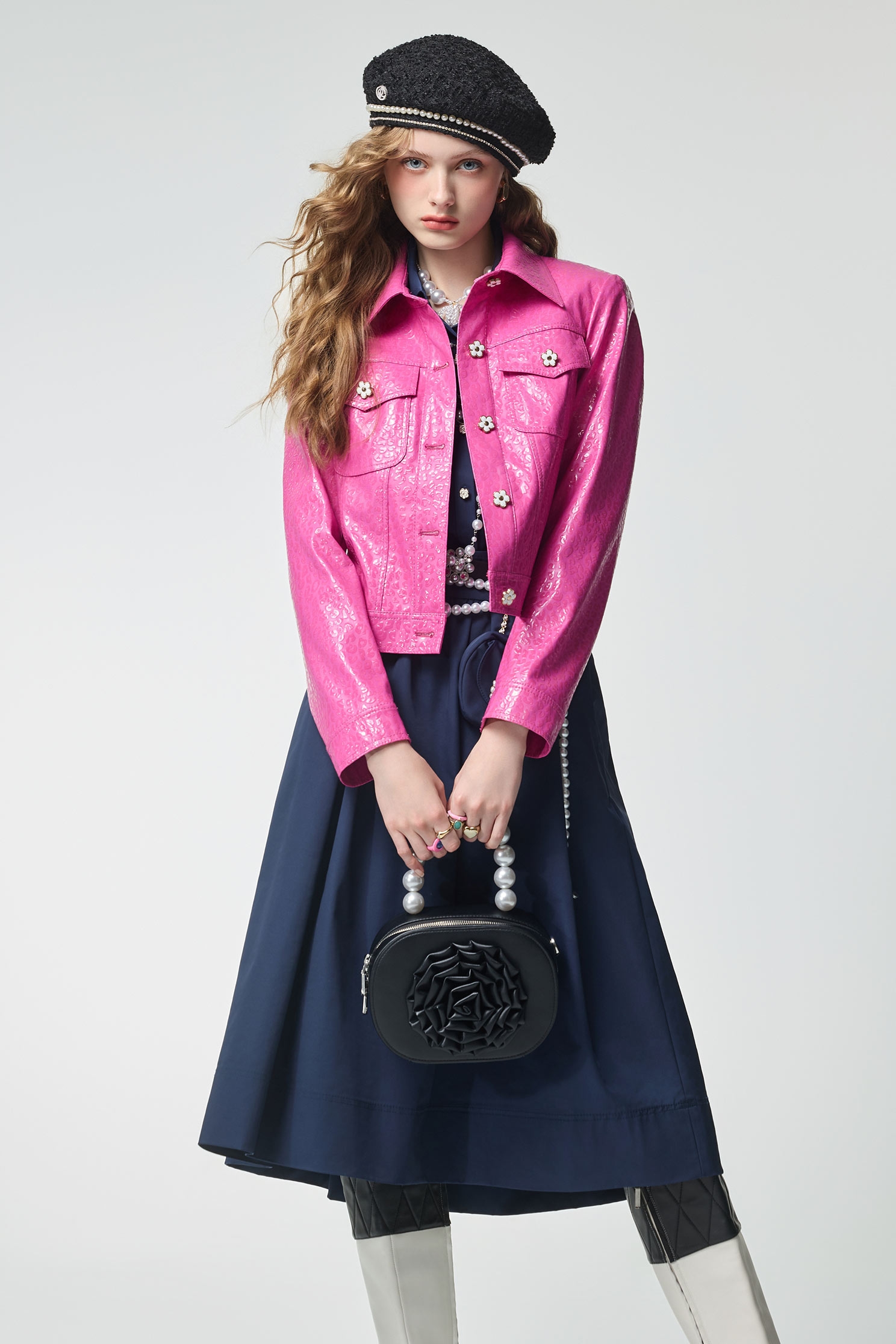 光澤感桃色豹紋外套光澤感桃色豹紋外套,一般外套,人氣商品,外套,派對特輯,皮革,秋冬穿搭,約會特輯,花花世界