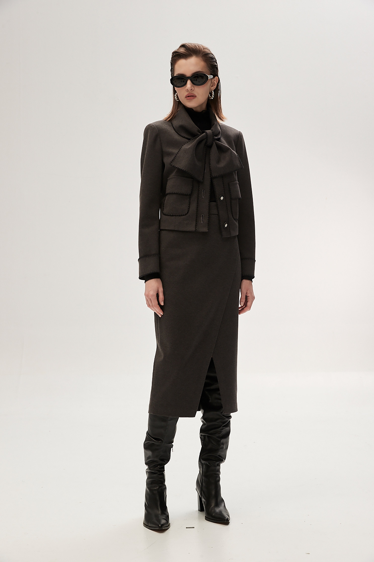 小香風刺繡鑲邊外套小香風刺繡鑲邊外套,一般外套,人氣商品,刺繡,外套,小香風,春夏穿搭,珍珠