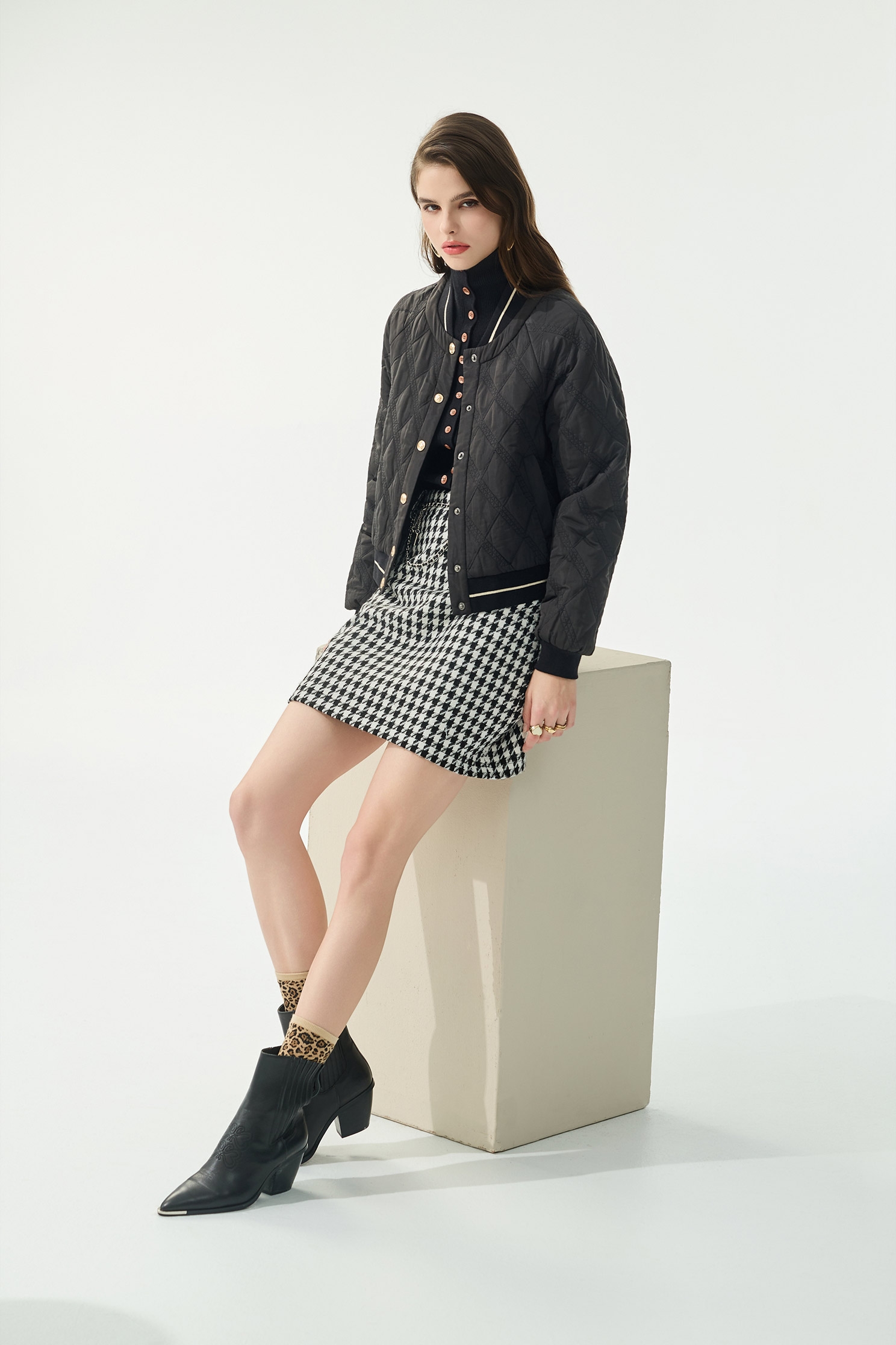 絎縫黑棒球外套絎縫黑棒球外套,一般外套,人氣商品,外套,春夏穿搭,黑色外套