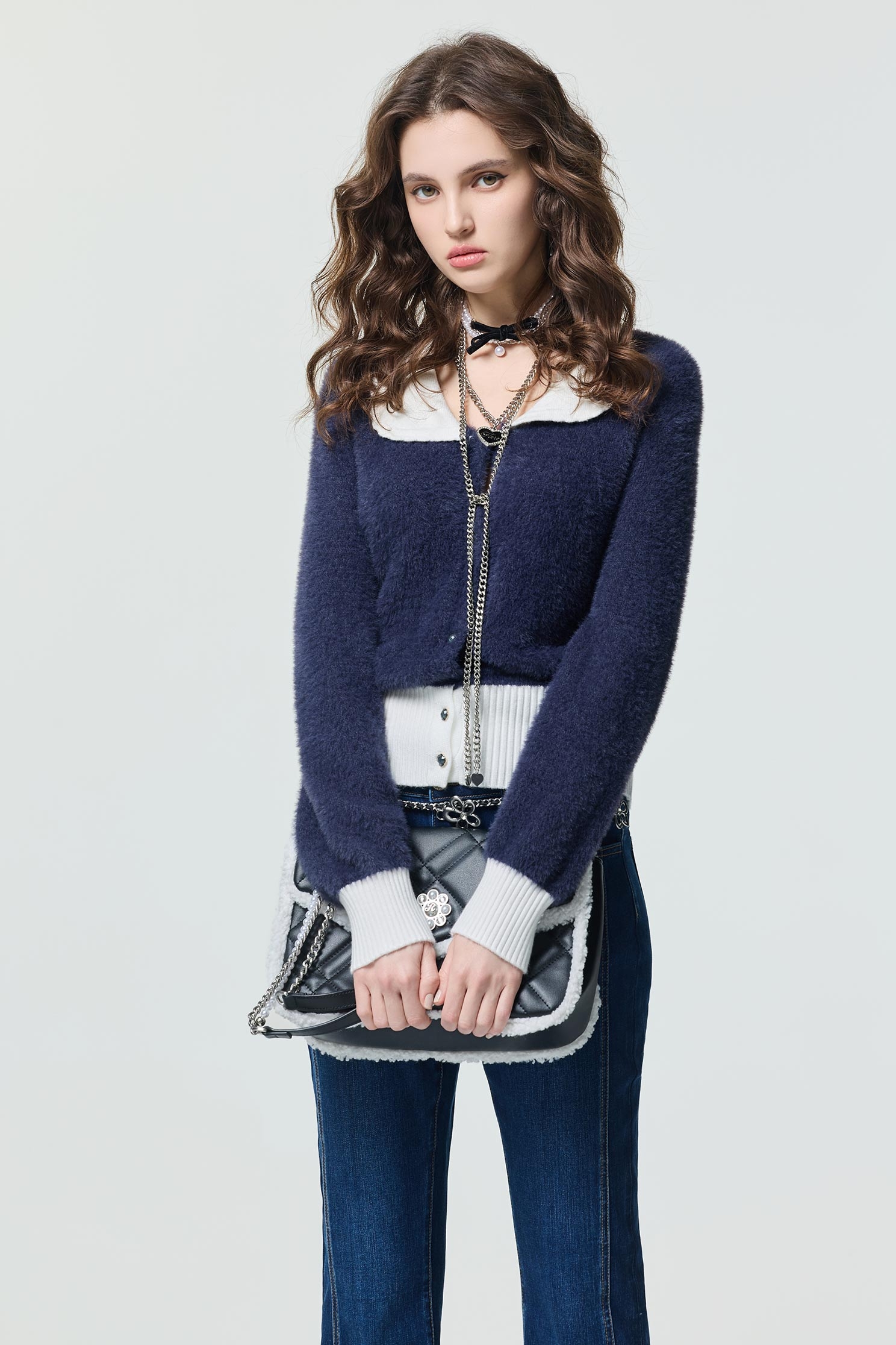 經典午夜藍針織外套經典午夜藍針織外套,一般外套,外套,春夏穿搭,針織,針織外套