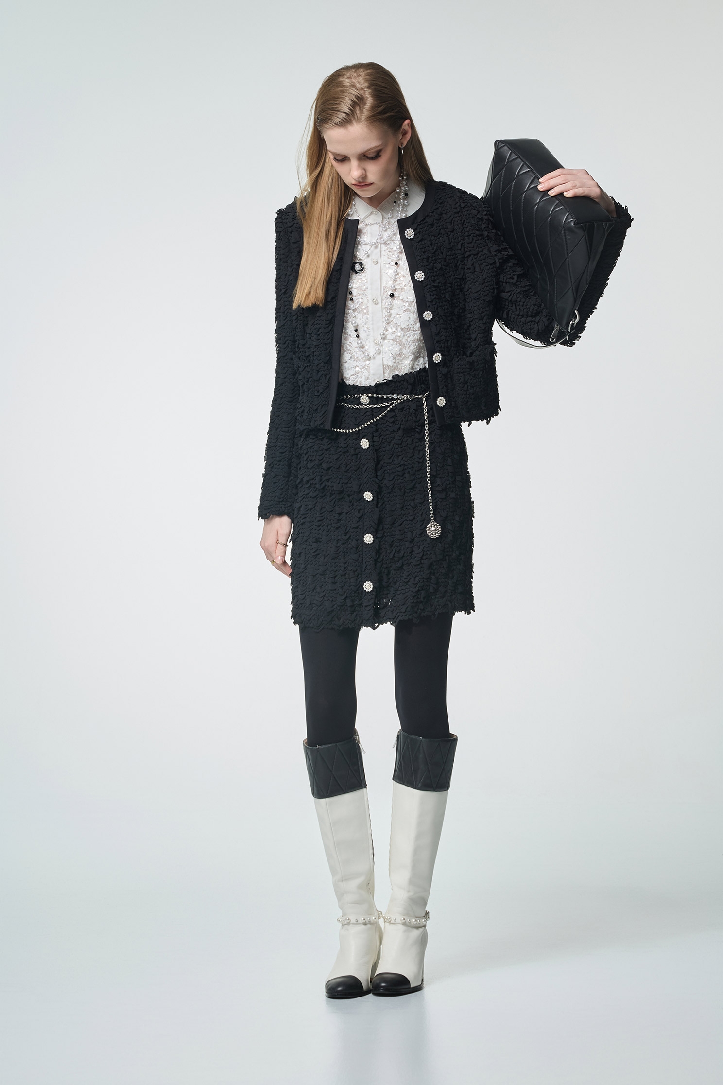 帶子紗式小香風短版外套帶子紗式小香風短版外套,一般外套,上班OL穿搭,外套,小香風,小香風外套,時髦成套搭配,派對特輯,珍珠,秋冬穿搭,約會特輯,花花世界