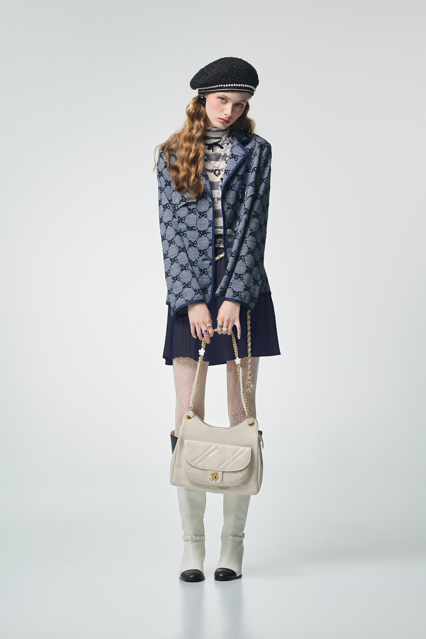 立體蝴蝶結紋理外套立體蝴蝶結紋理外套,上班OL穿搭,人氣商品,外套,小香風,時髦成套搭配,短褲,秋冬穿搭,蝴蝶結,西裝外套