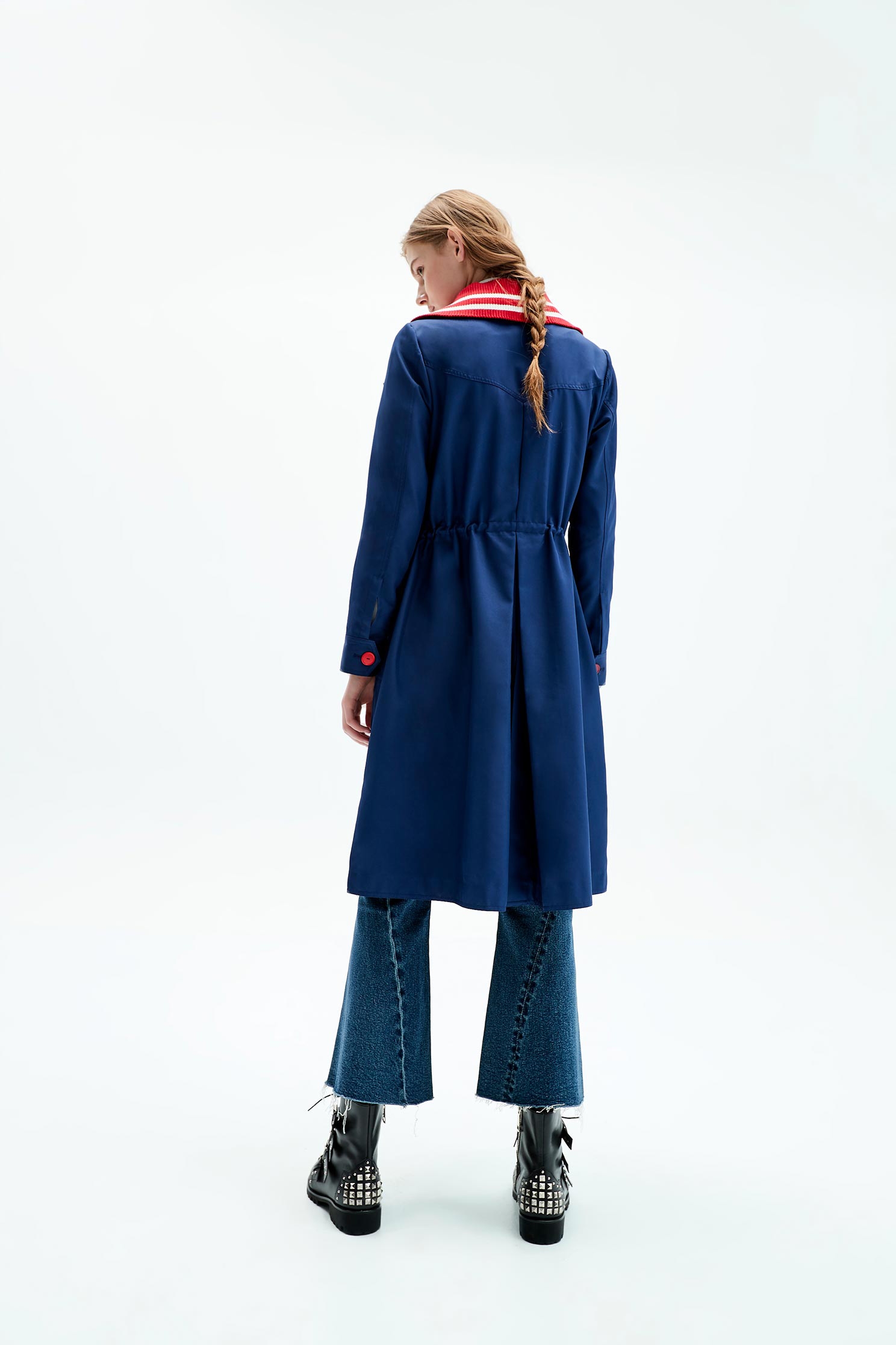 Dark blue letter embroidered trench coat,embroidery,embroidered,longsleeveouterwear,windbreaker