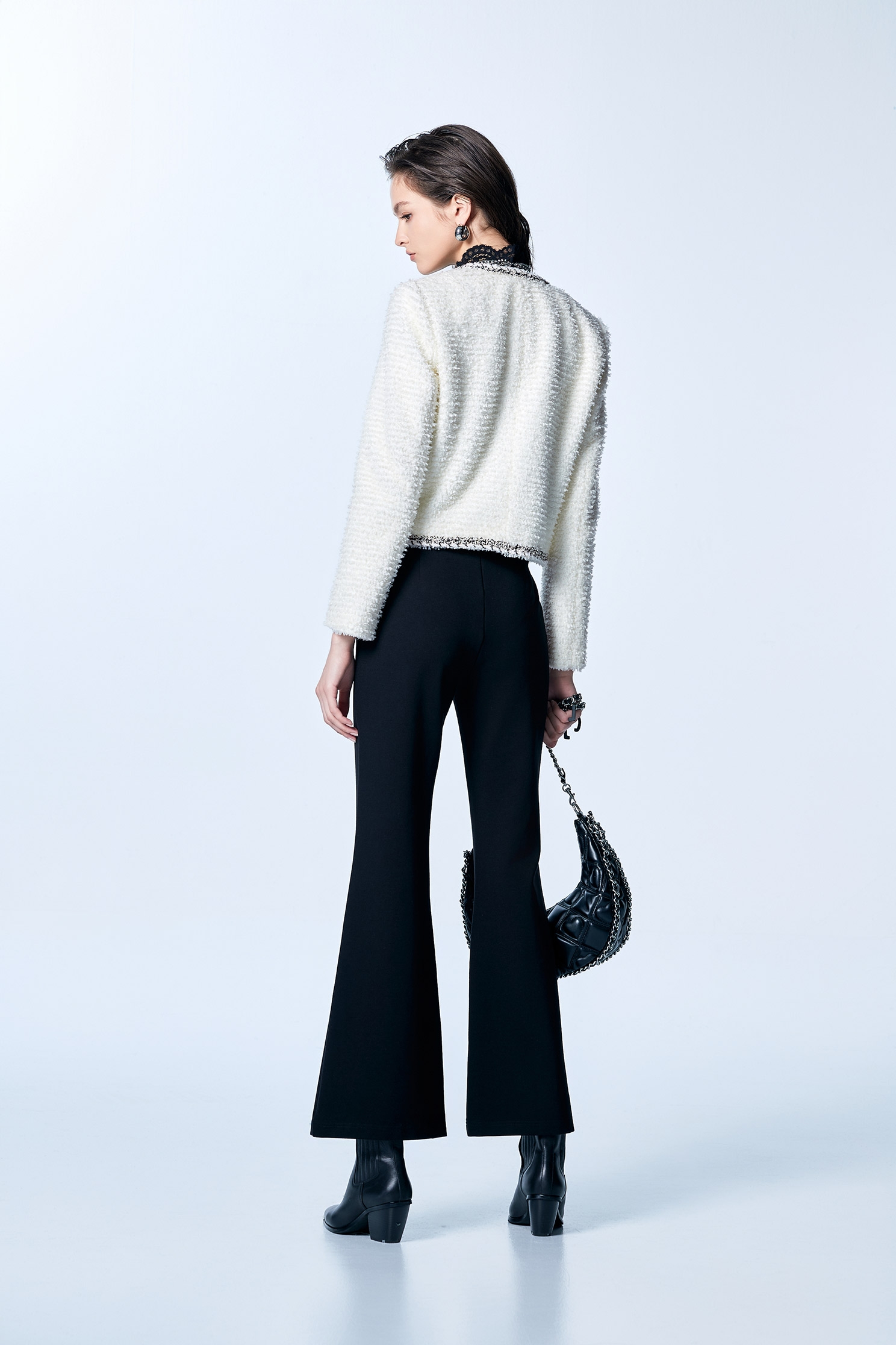 奶白色帶子紗經典花呢短外套奶白色帶子紗經典花呢短外套,一般外套,上班OL穿搭,人氣商品,外套,春夏穿搭,時髦成套搭配,白色外套