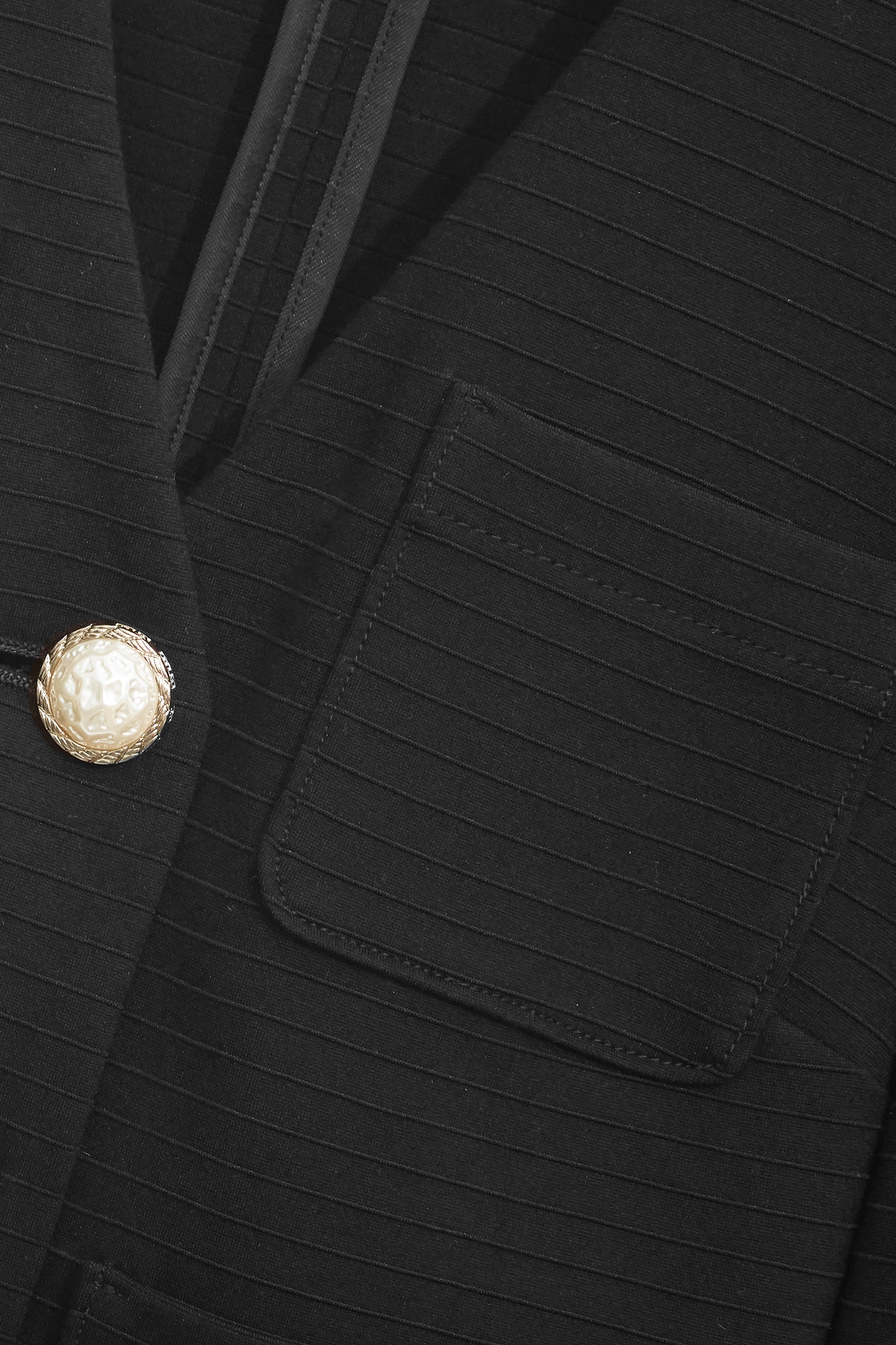 極致黑立體織紋彈性V領外套極致黑立體織紋彈性V領外套,一般外套,上班OL穿搭,人氣商品,外套,春夏穿搭,黑色外套