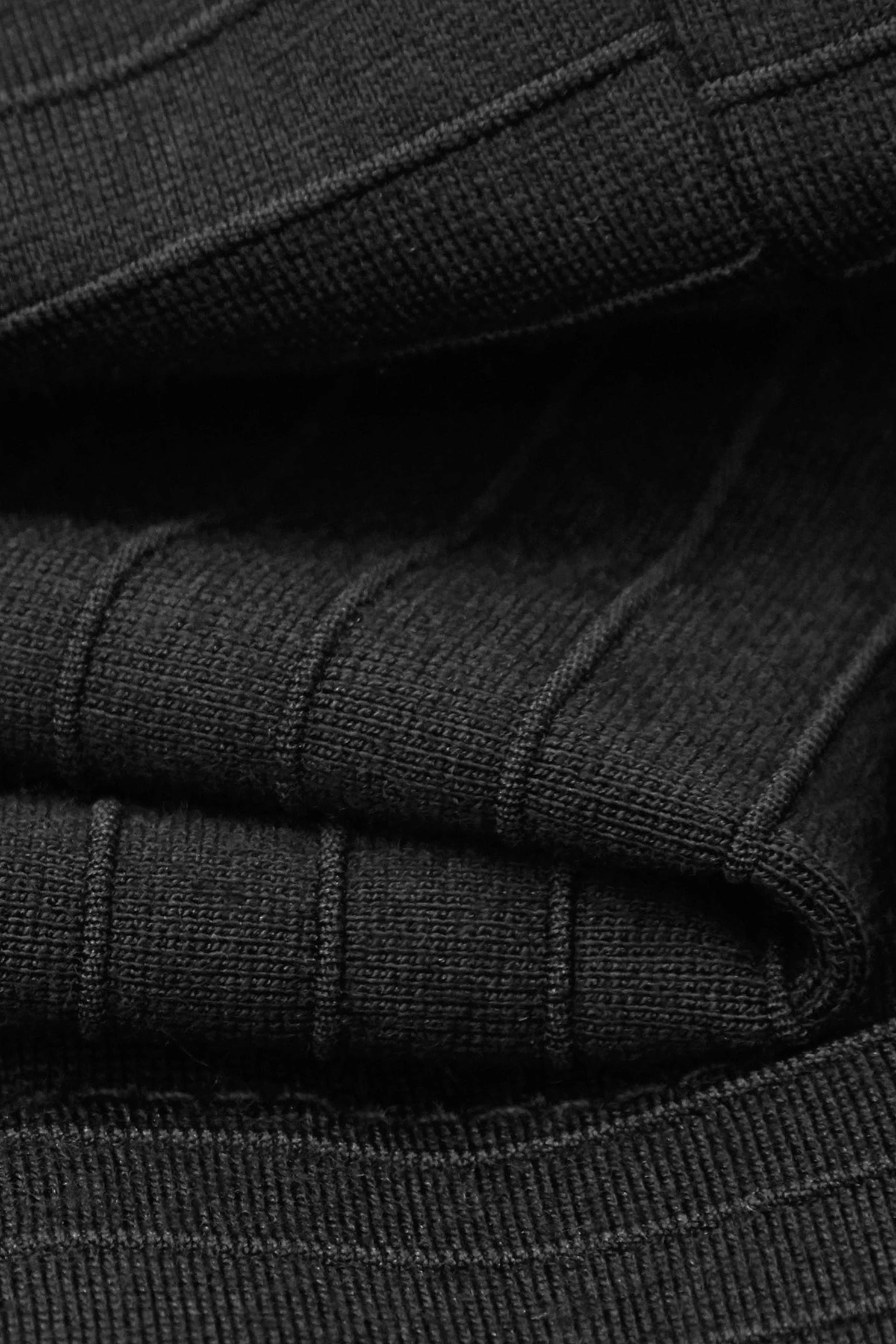 極致黑立體織紋彈性V領外套極致黑立體織紋彈性V領外套,一般外套,上班OL穿搭,人氣商品,外套,春夏穿搭,黑色外套