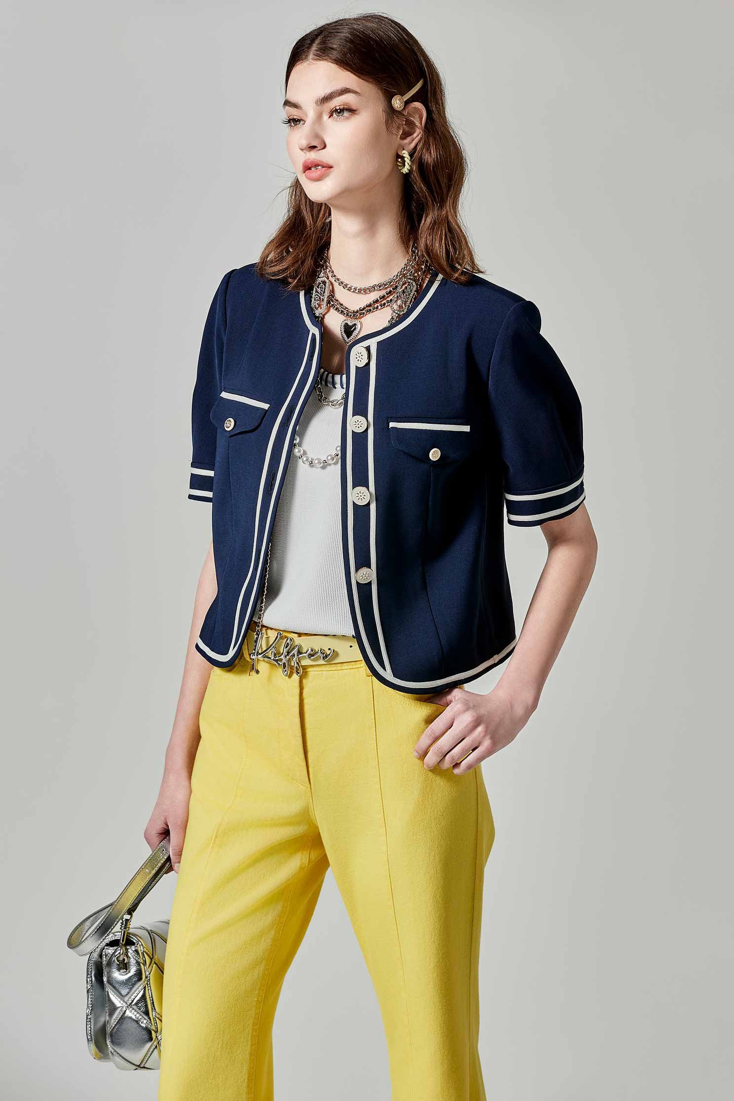 跳色包邊小香風外套跳色包邊小香風外套,一般外套,上班OL穿搭,人氣商品,外套,小香風,春夏穿搭,時髦成套搭配,毛呢花呢