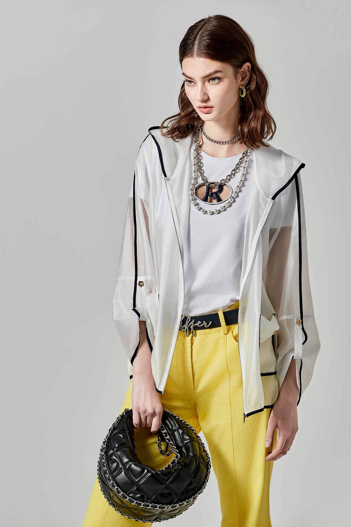 跳色包邊微透明外套跳色包邊微透明外套,一般外套,外套,春夏穿搭,條紋,白色外套,約會特輯,防曬最多選擇