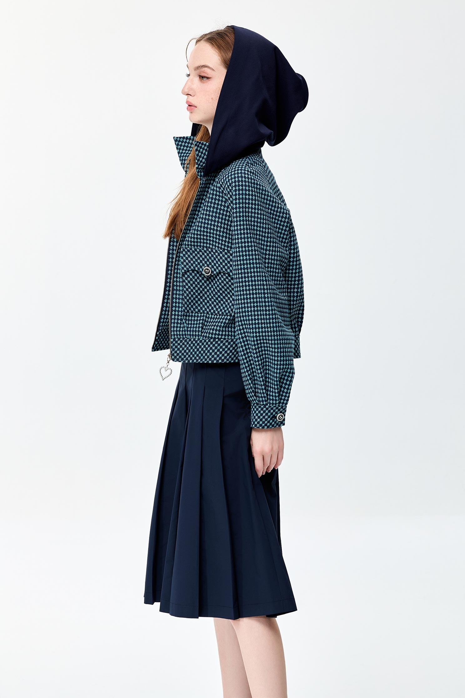 崁冰綠色格紋連帽外套崁冰綠色格紋連帽外套,一般外套,人氣商品,外套,春夏穿搭,時髦成套搭配,格紋