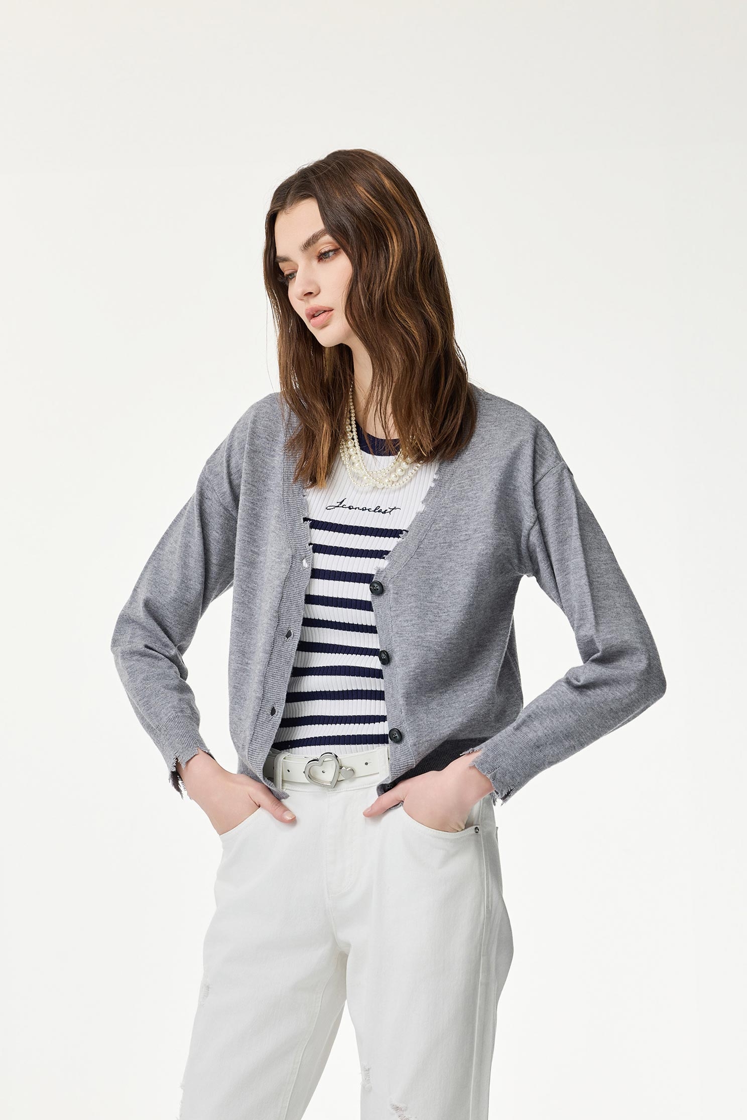 隨性毛邊灰針織外套隨性毛邊灰針織外套,外套,春夏穿搭,針織,針織外套