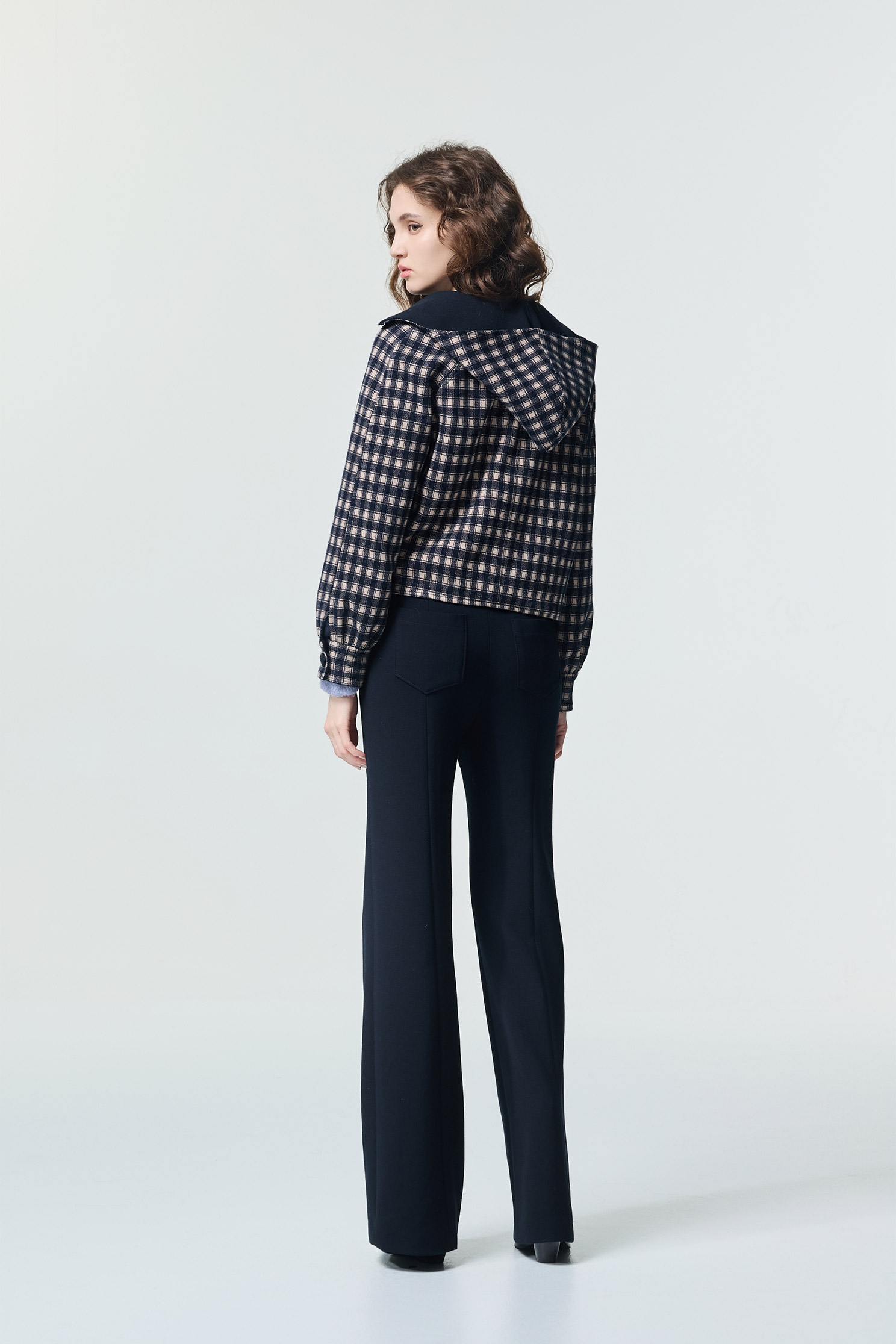 閃光格紋正反穿外套閃光格紋正反穿外套,一般外套,上班OL穿搭,人氣商品,外套,春夏穿搭,時髦成套搭配,格紋,約會特輯,蝴蝶結