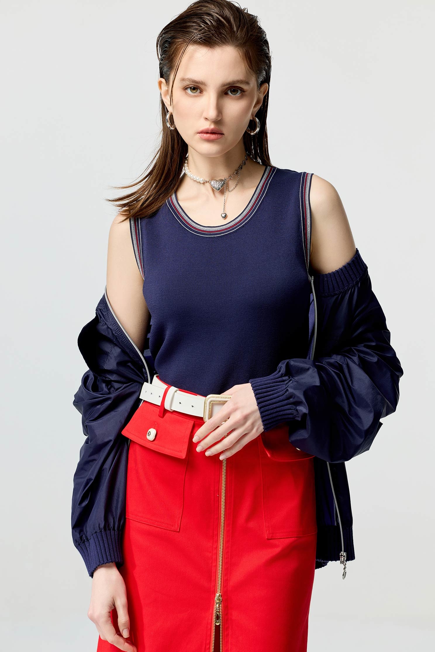 海軍藍圓領機能薄外套海軍藍圓領機能薄外套,一般外套,人氣商品,外套,春夏穿搭,防曬最多選擇