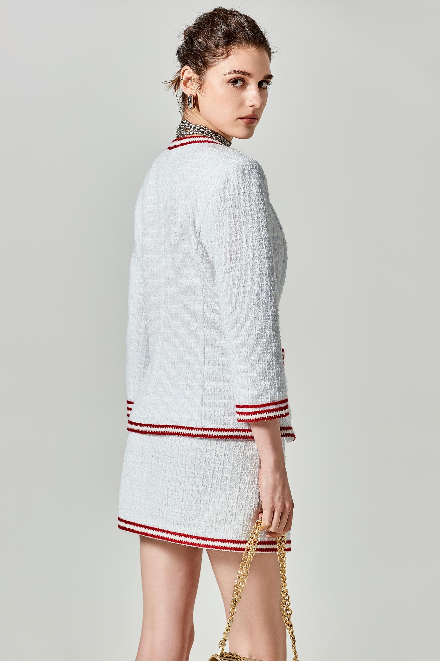 高端紅白飾帶v領外套高端紅白飾帶v領外套,一般外套,上班OL穿搭,人氣商品,外套,春夏穿搭,珍珠,白色外套