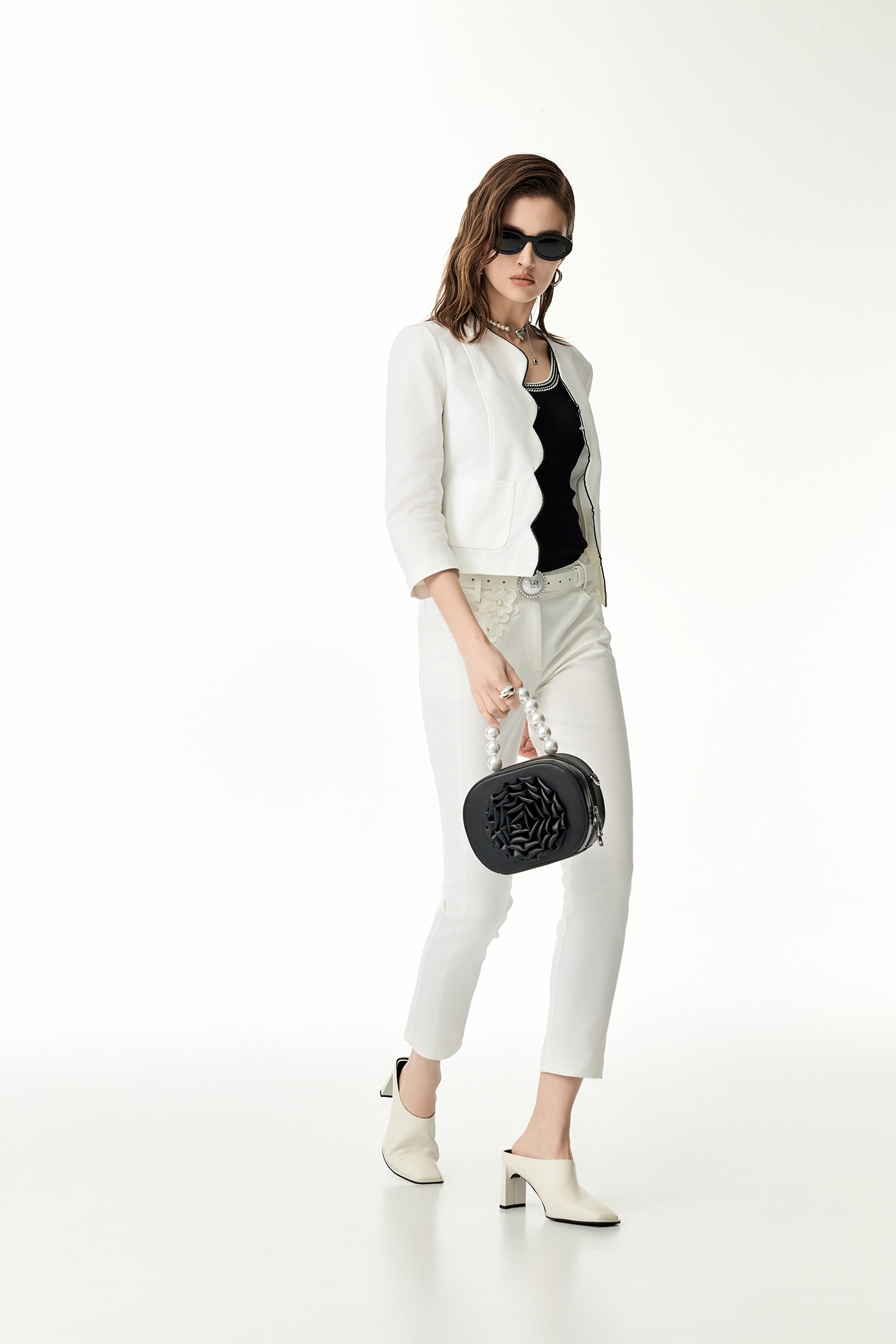 花形波浪黑邊短外套花形波浪黑邊短外套,一般外套,上班OL穿搭,人氣商品,外套,春夏穿搭,時髦成套搭配