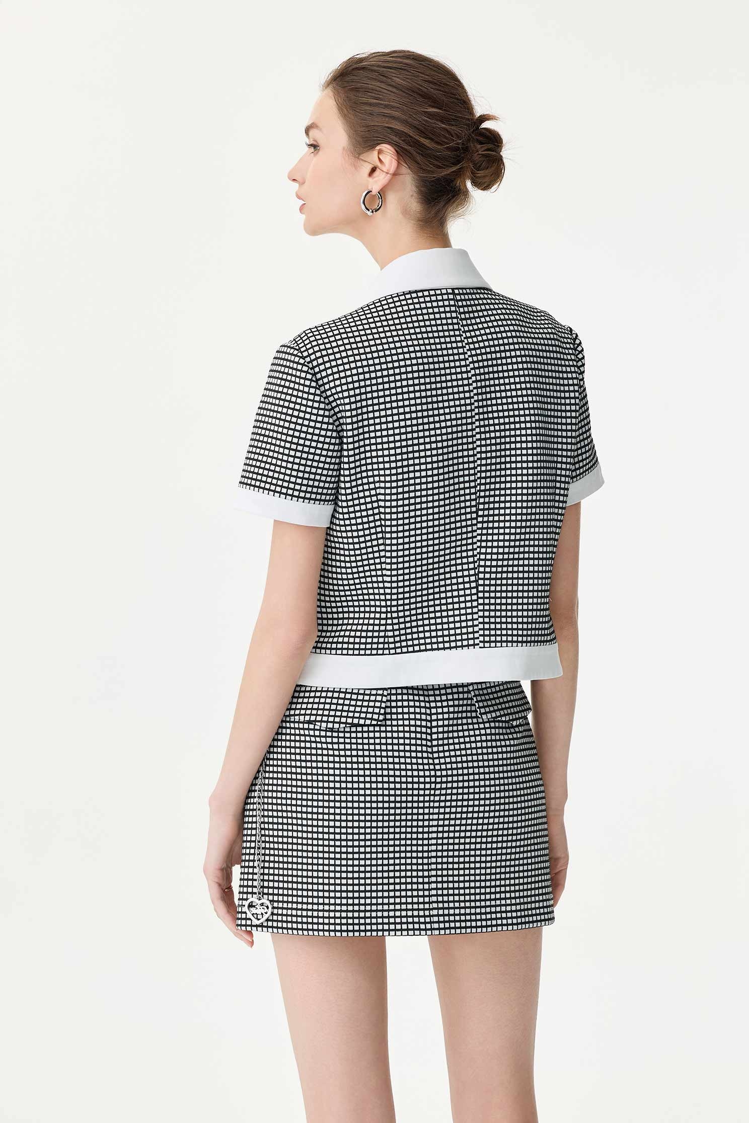 異材拼接彈性格子短版外套異材拼接彈性格子短版外套,一般外套,上班OL穿搭,人氣商品,外套,小香風,春夏穿搭,時髦成套搭配