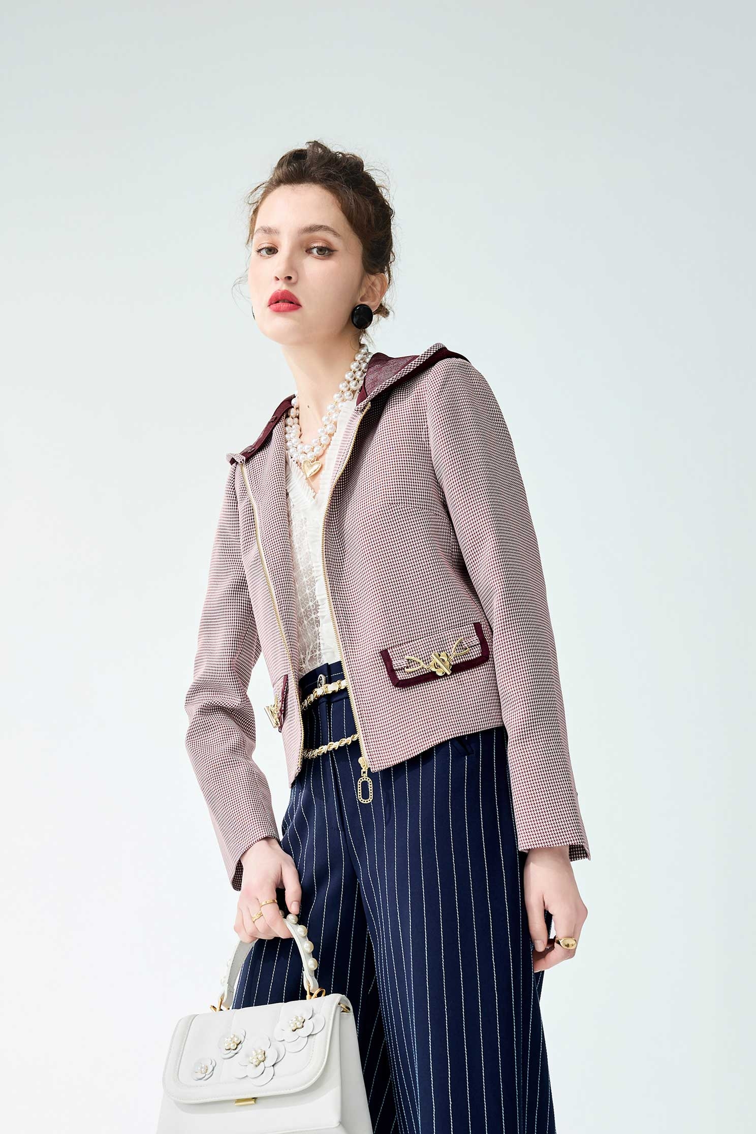 櫻桃巧克力色格紋外套櫻桃巧克力色格紋外套,人氣商品,外套,春夏穿搭,格紋,連帽外套,長袖外套