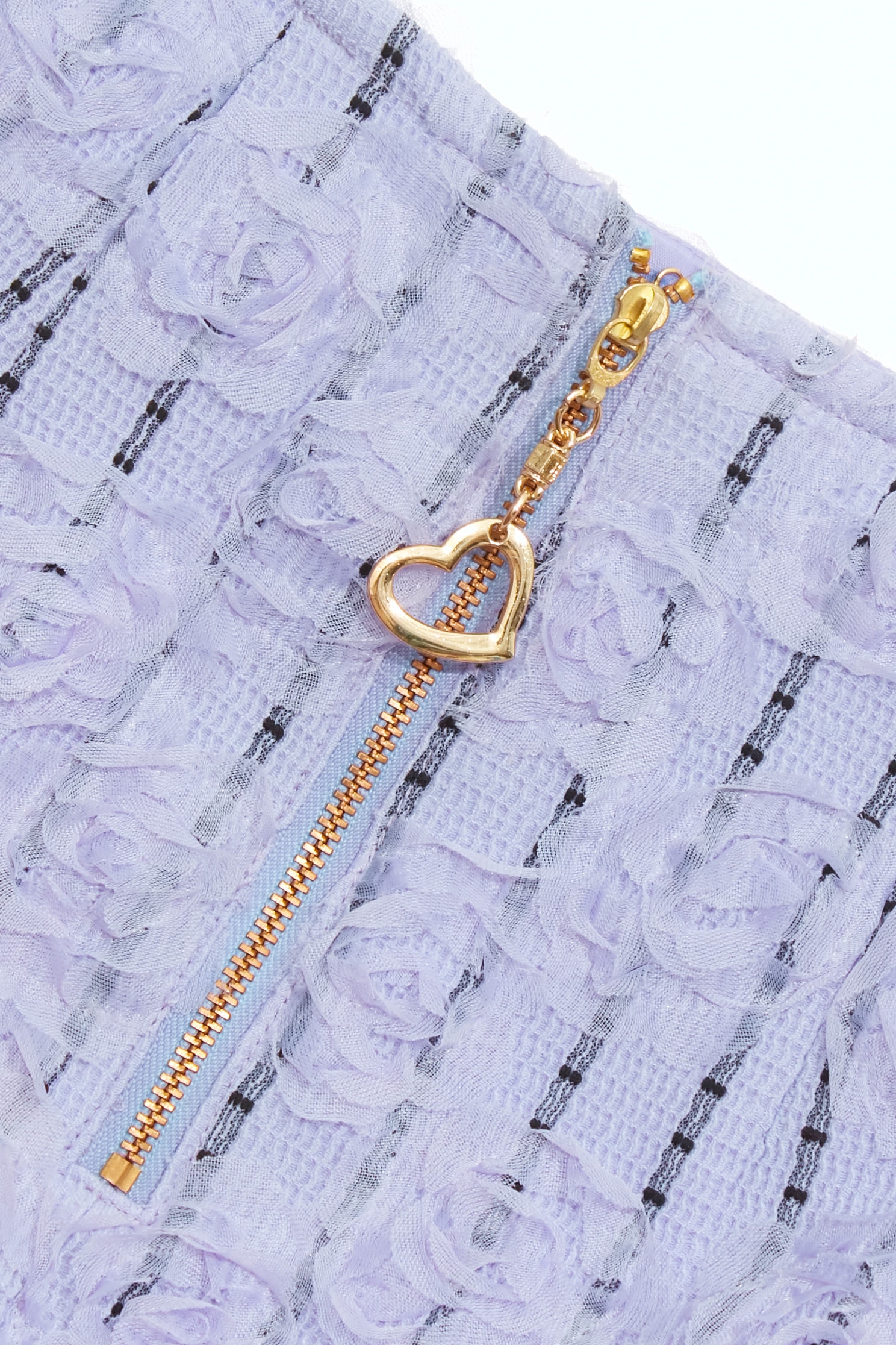 紫花西番蓮玫瑰造型短裙紫花西番蓮玫瑰造型短裙,小香風,春夏穿搭,時髦成套搭配,條紋,短裙,花花世界