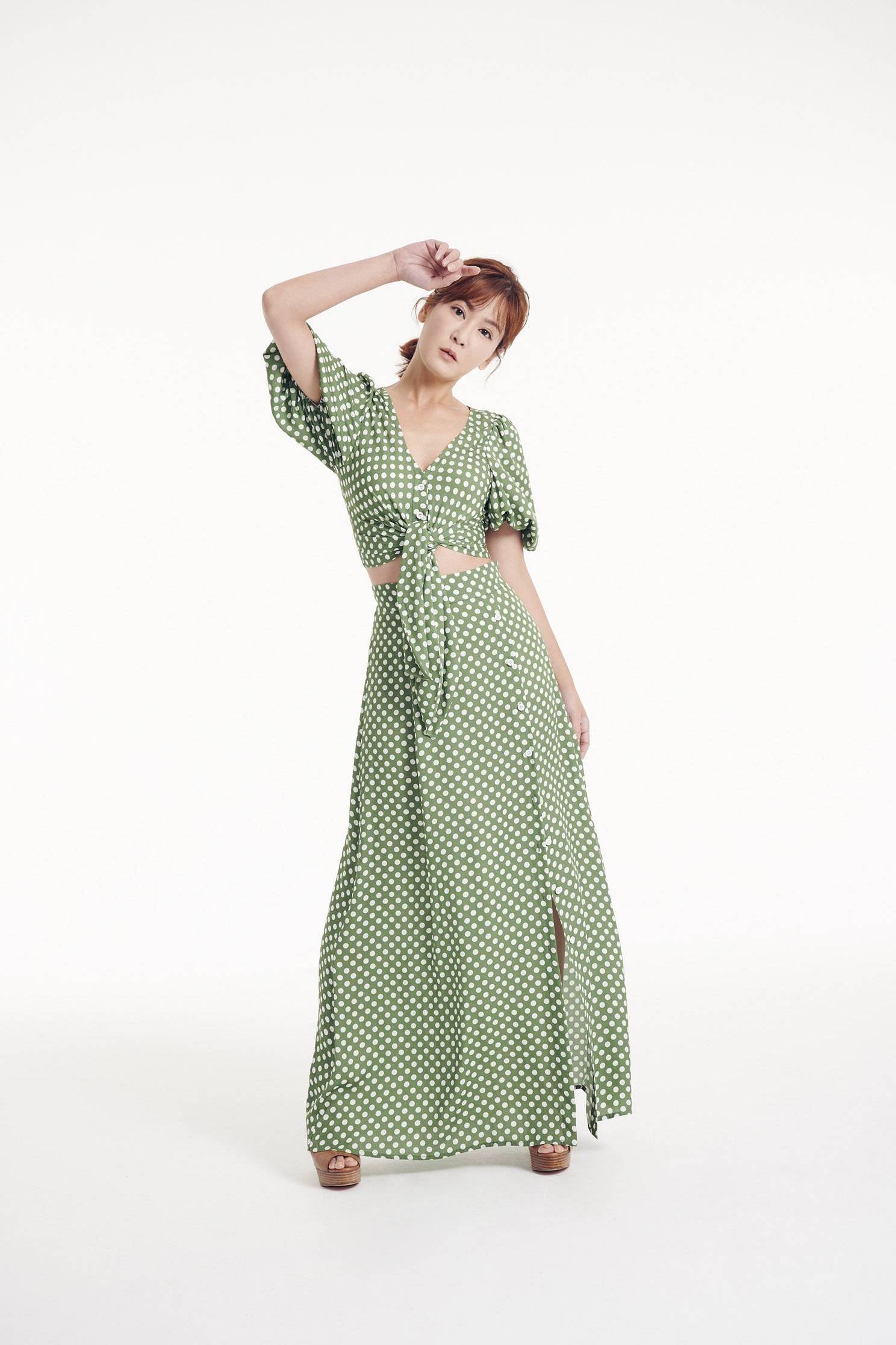 V-word puff sleeve dot set (skirt),top,onlinelimitededition,longskirt